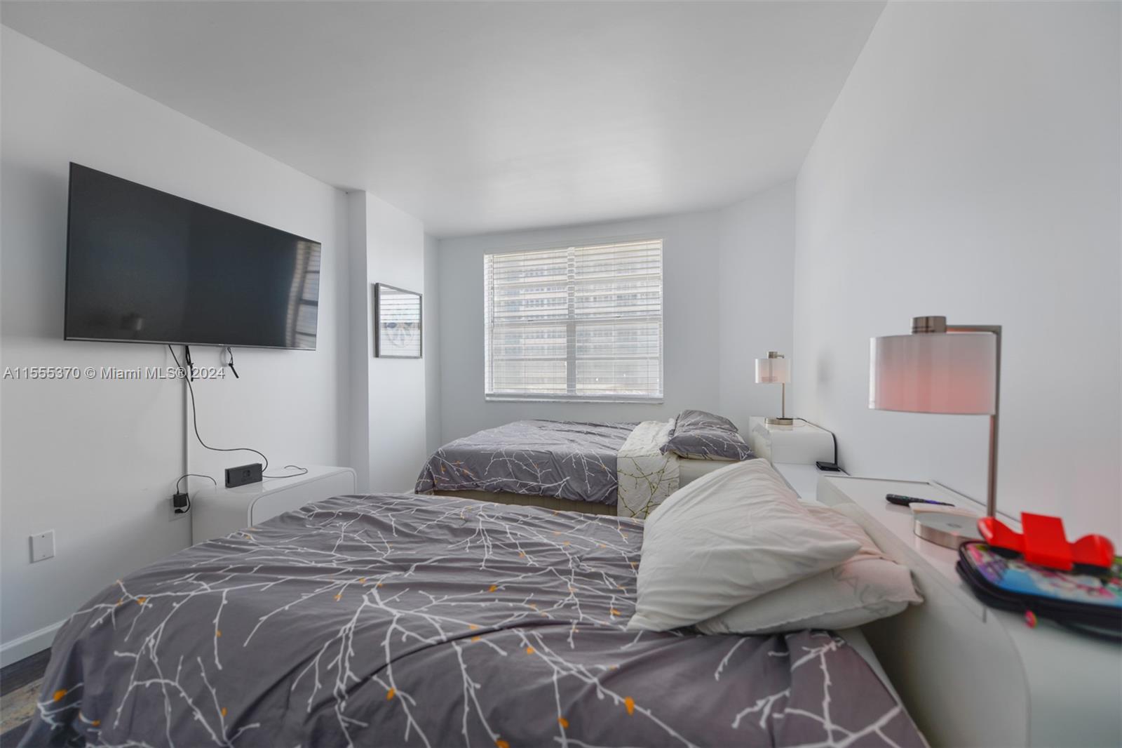 1980 S Ocean Dr 5G, Hallandale Beach, Florida 33009, 2 Bedrooms Bedrooms, ,2 BathroomsBathrooms,Residential,For Sale,1980 S Ocean Dr 5G,A11555370