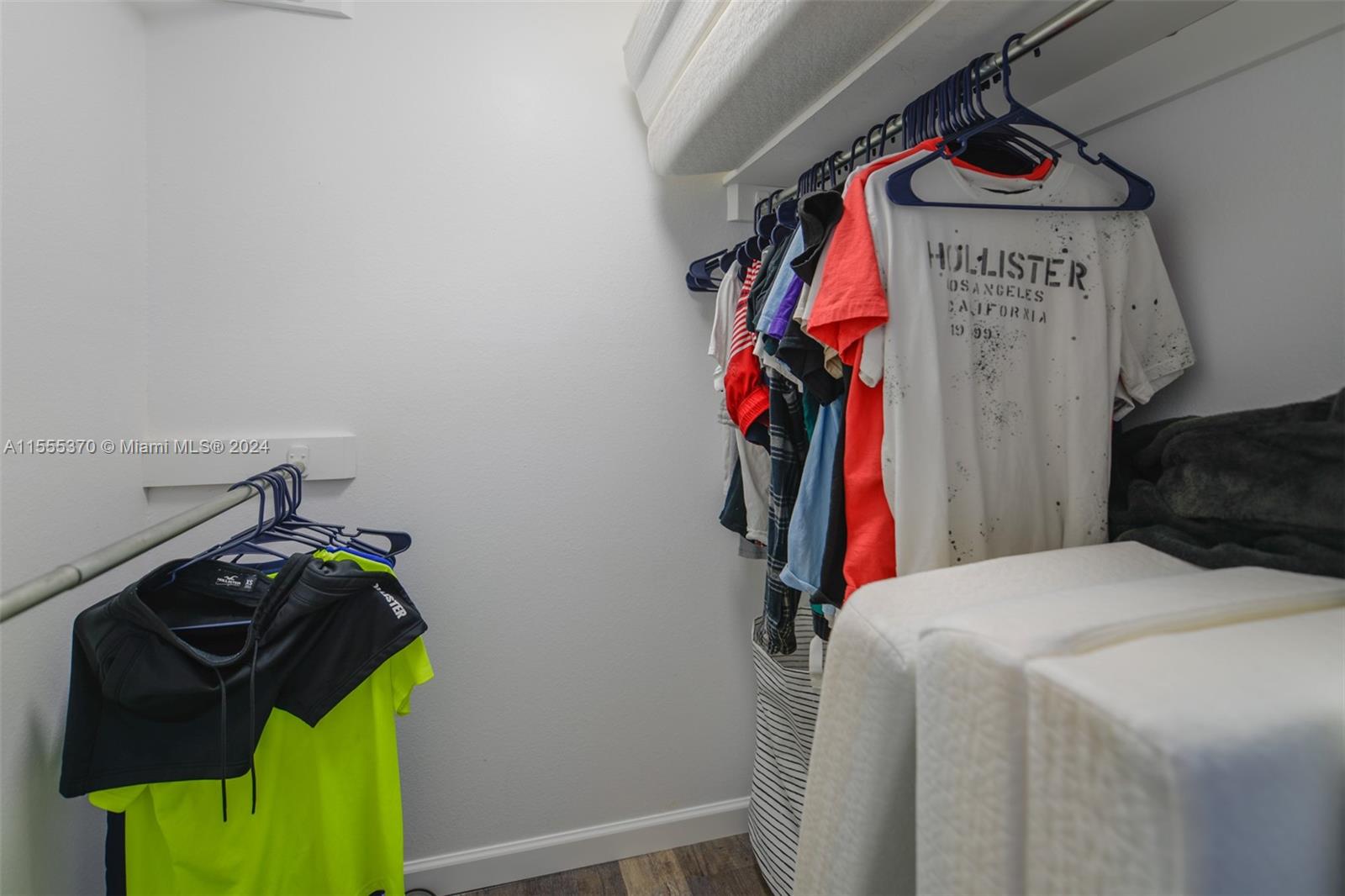 1980 S Ocean Dr 5G, Hallandale Beach, Florida 33009, 2 Bedrooms Bedrooms, ,2 BathroomsBathrooms,Residential,For Sale,1980 S Ocean Dr 5G,A11555370