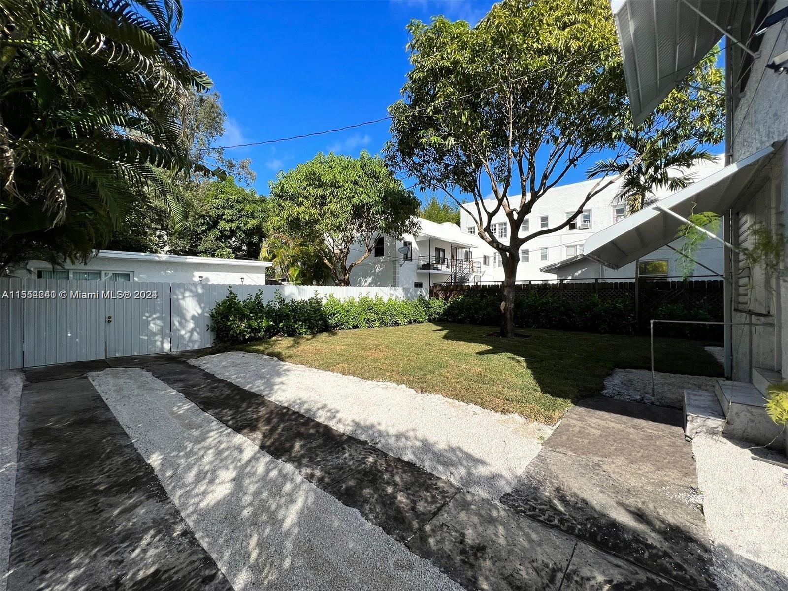 161 NE 50th St 1, Miami, Florida 33137, 4 Bedrooms Bedrooms, ,3 BathroomsBathrooms,Residentiallease,For Rent,161 NE 50th St 1,A11554240