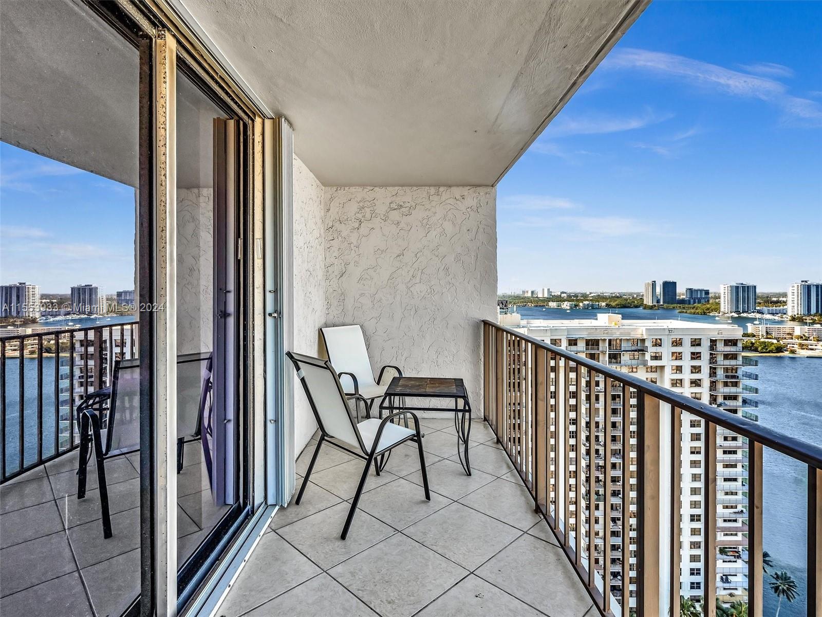 18181 NE 31st Ct 2601, Aventura, Florida 33160, 2 Bedrooms Bedrooms, ,2 BathroomsBathrooms,Residential,For Sale,18181 NE 31st Ct 2601,A11553933