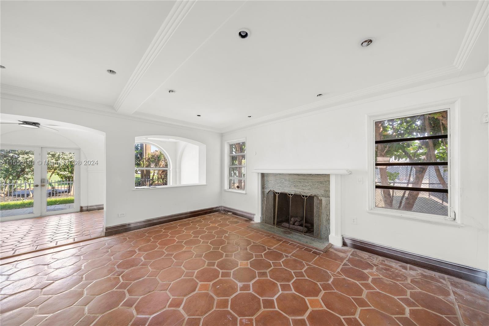 5757 Alton Rd, Miami Beach, Florida 33140, 5 Bedrooms Bedrooms, ,5 BathroomsBathrooms,Residential,For Sale,5757 Alton Rd,A11555161