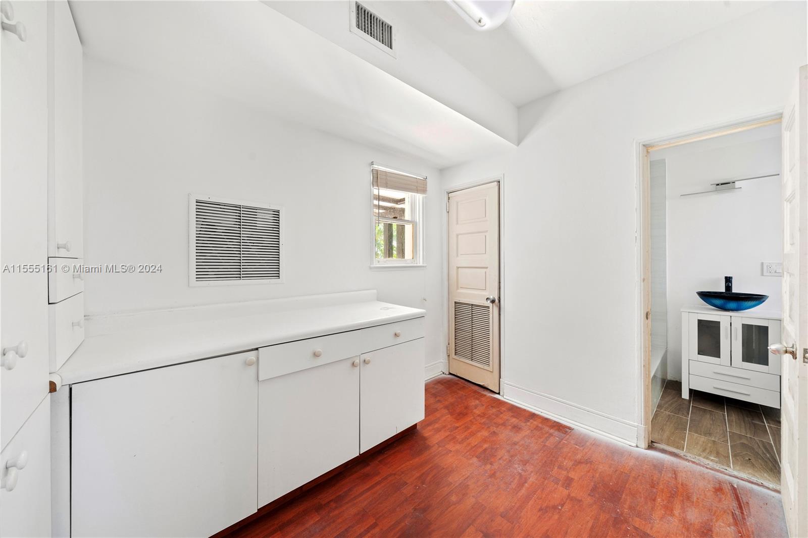 5757 Alton Rd, Miami Beach, Florida 33140, 5 Bedrooms Bedrooms, ,5 BathroomsBathrooms,Residential,For Sale,5757 Alton Rd,A11555161