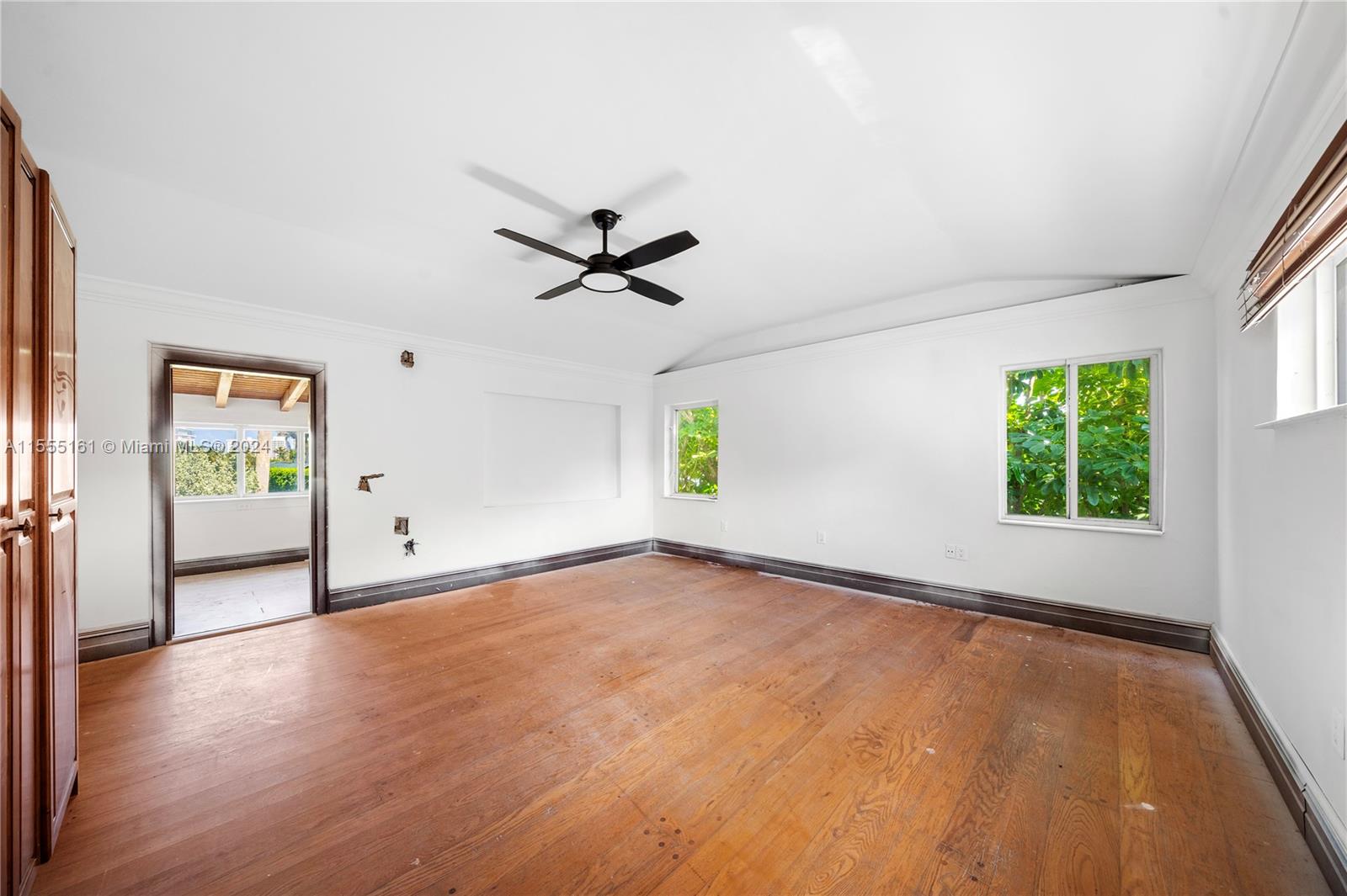 5757 Alton Rd, Miami Beach, Florida 33140, 5 Bedrooms Bedrooms, ,5 BathroomsBathrooms,Residential,For Sale,5757 Alton Rd,A11555161