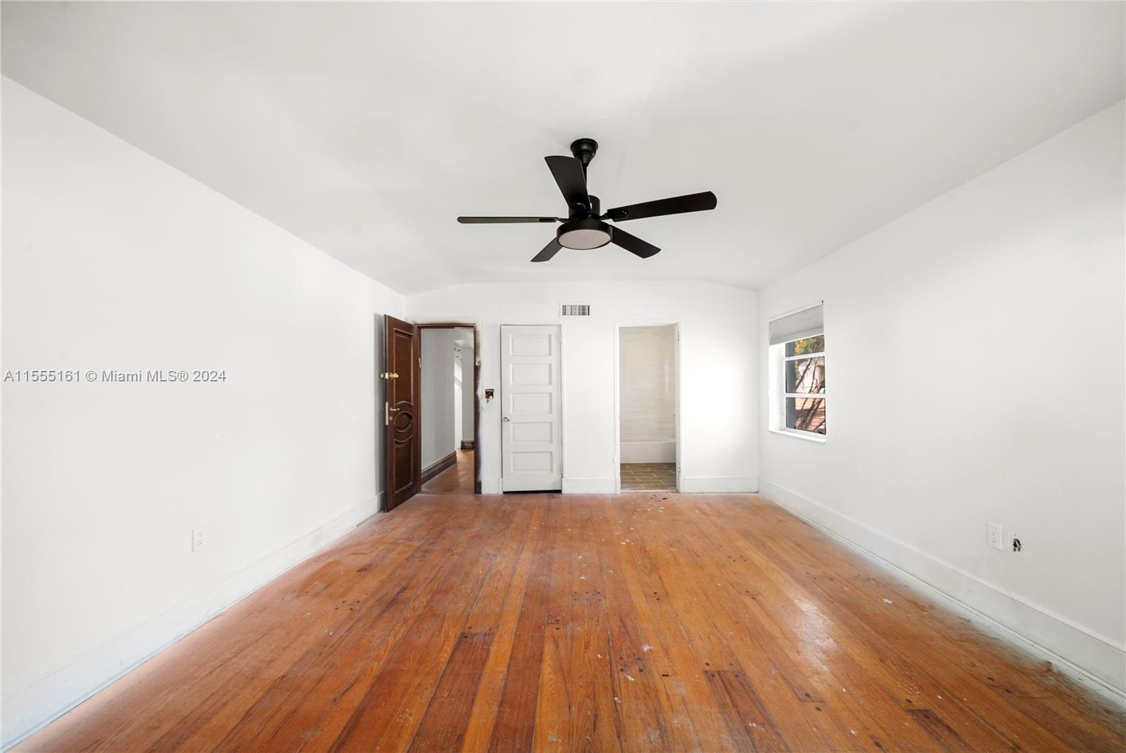 5757 Alton Rd, Miami Beach, Florida 33140, 5 Bedrooms Bedrooms, ,5 BathroomsBathrooms,Residential,For Sale,5757 Alton Rd,A11555161