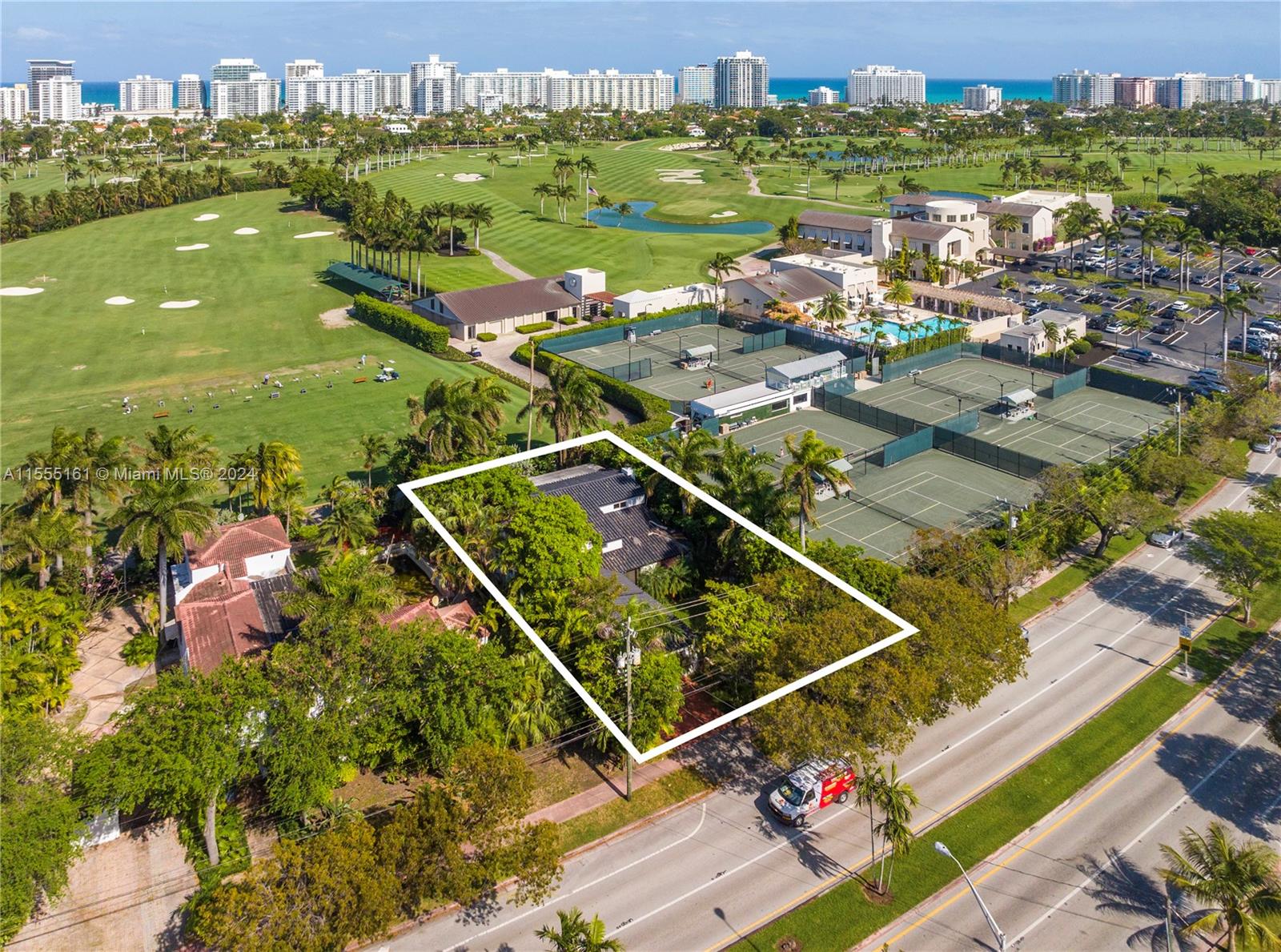 5757 Alton Rd, Miami Beach, Florida 33140, 5 Bedrooms Bedrooms, ,5 BathroomsBathrooms,Residential,For Sale,5757 Alton Rd,A11555161