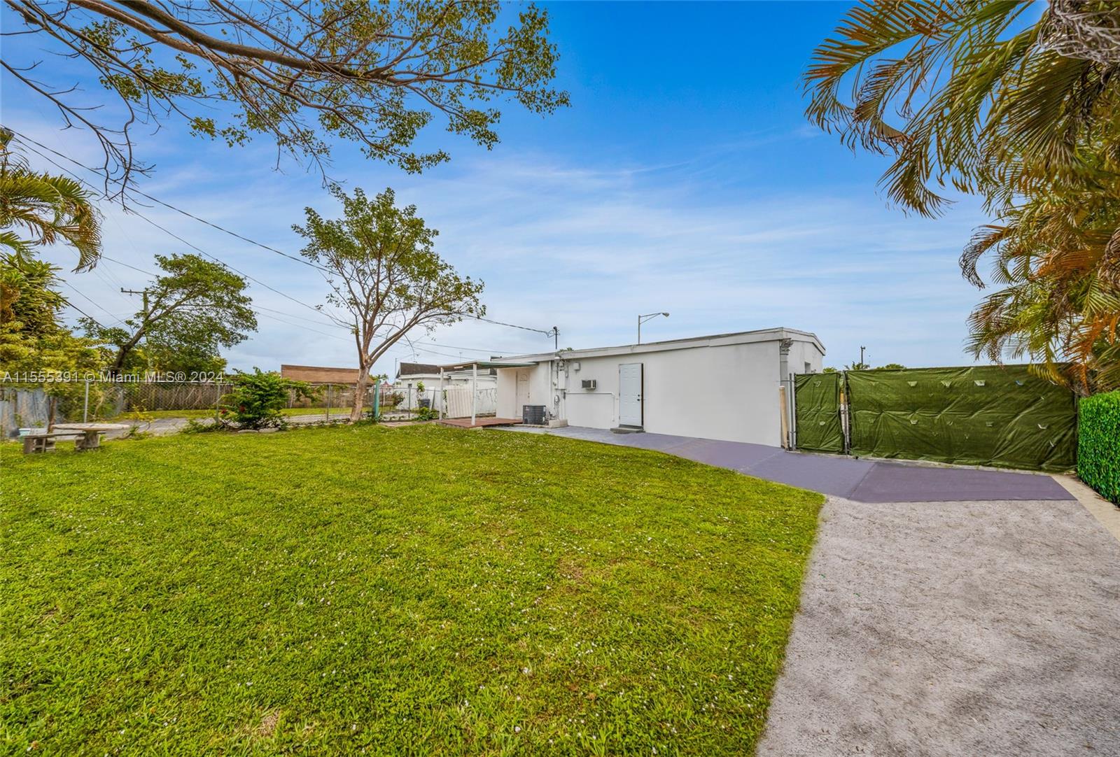 6335 Pembroke Rd, Hollywood, Florida 33023, ,Commercialsale,For Sale,6335 Pembroke Rd,A11555391