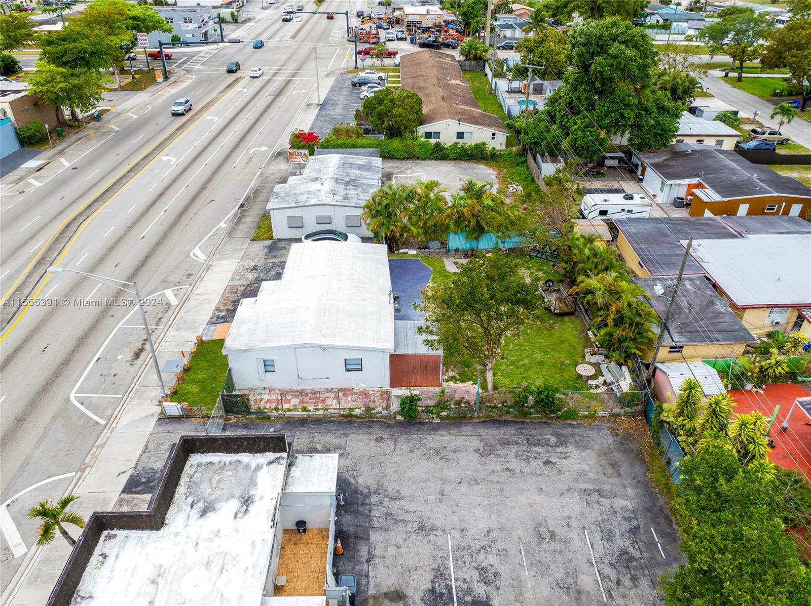 6335 Pembroke Rd, Hollywood, Florida 33023, ,Commercialsale,For Sale,6335 Pembroke Rd,A11555391