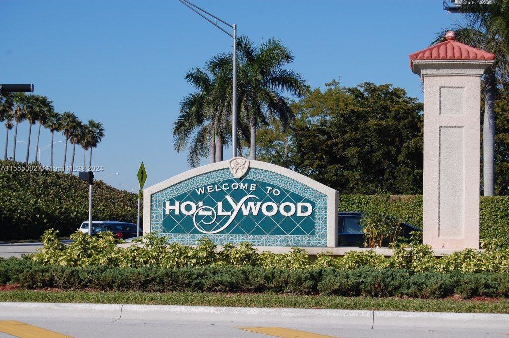 140 S Dixie Hwy 521, Hollywood, Florida 33020, 2 Bedrooms Bedrooms, ,2 BathroomsBathrooms,Residential,For Sale,140 S Dixie Hwy 521,A11555392