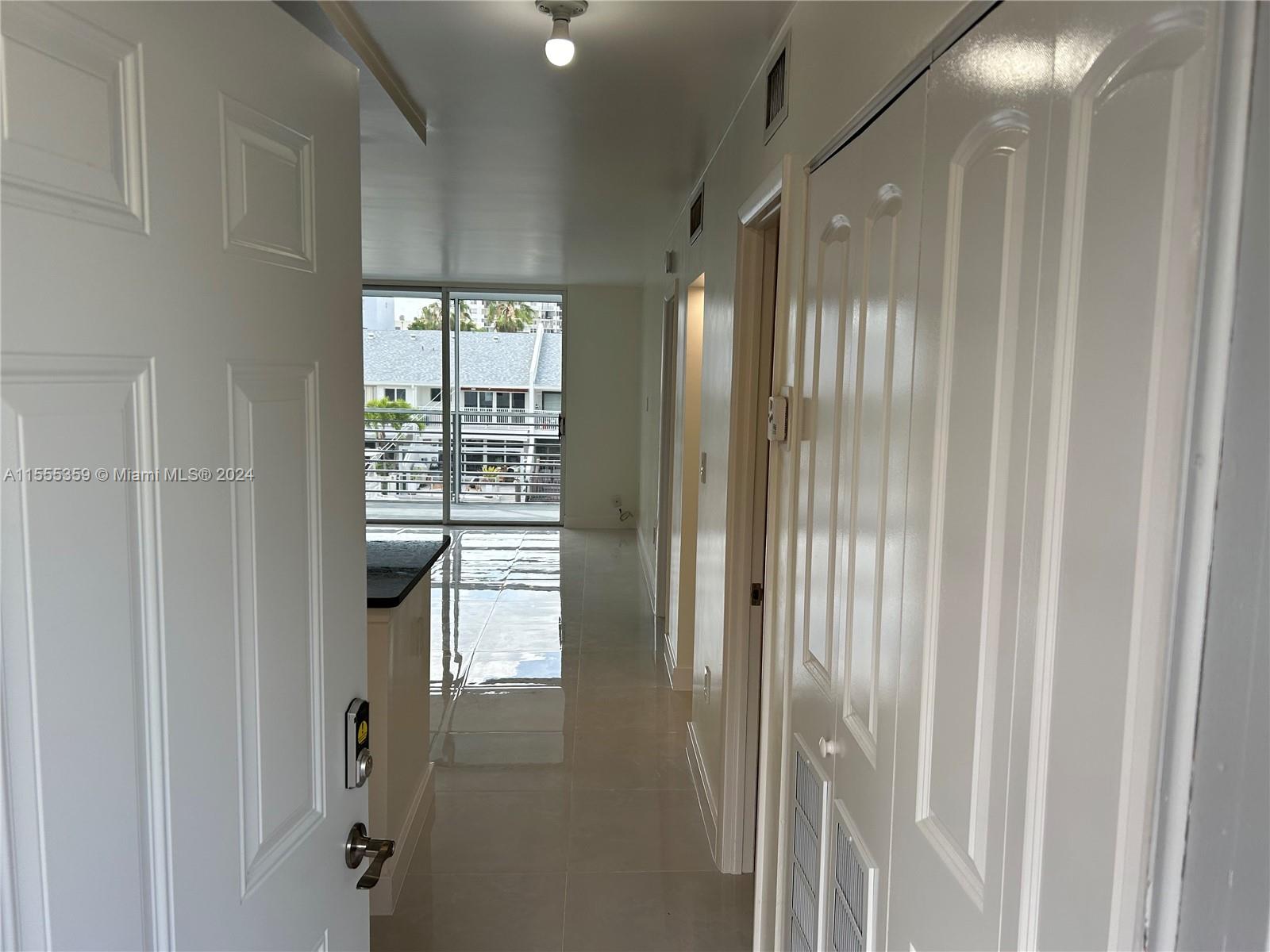 3550 NE 169th St 304, North Miami Beach, Florida 33160, 1 Bedroom Bedrooms, ,1 BathroomBathrooms,Residential,For Sale,3550 NE 169th St 304,A11555359
