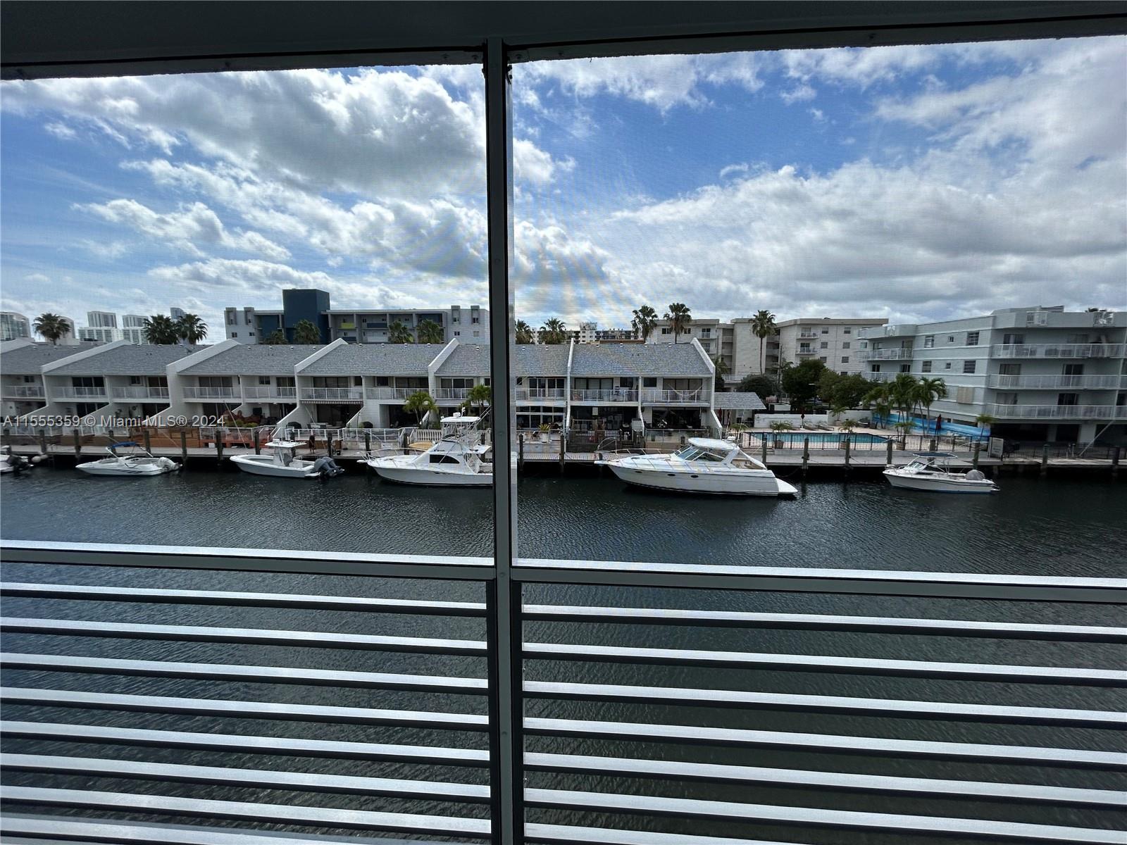 3550 NE 169th St 304, North Miami Beach, Florida 33160, 1 Bedroom Bedrooms, ,1 BathroomBathrooms,Residential,For Sale,3550 NE 169th St 304,A11555359