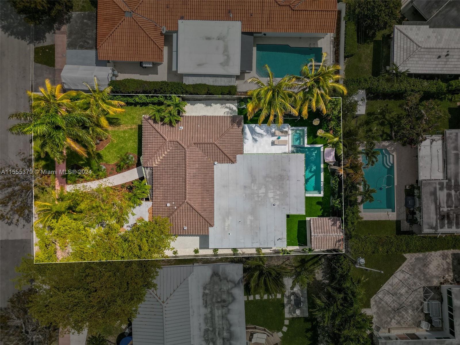 720 N Shore Dr, Miami Beach, Florida 33141, 4 Bedrooms Bedrooms, ,4 BathroomsBathrooms,Residential,For Sale,720 N Shore Dr,A11555379