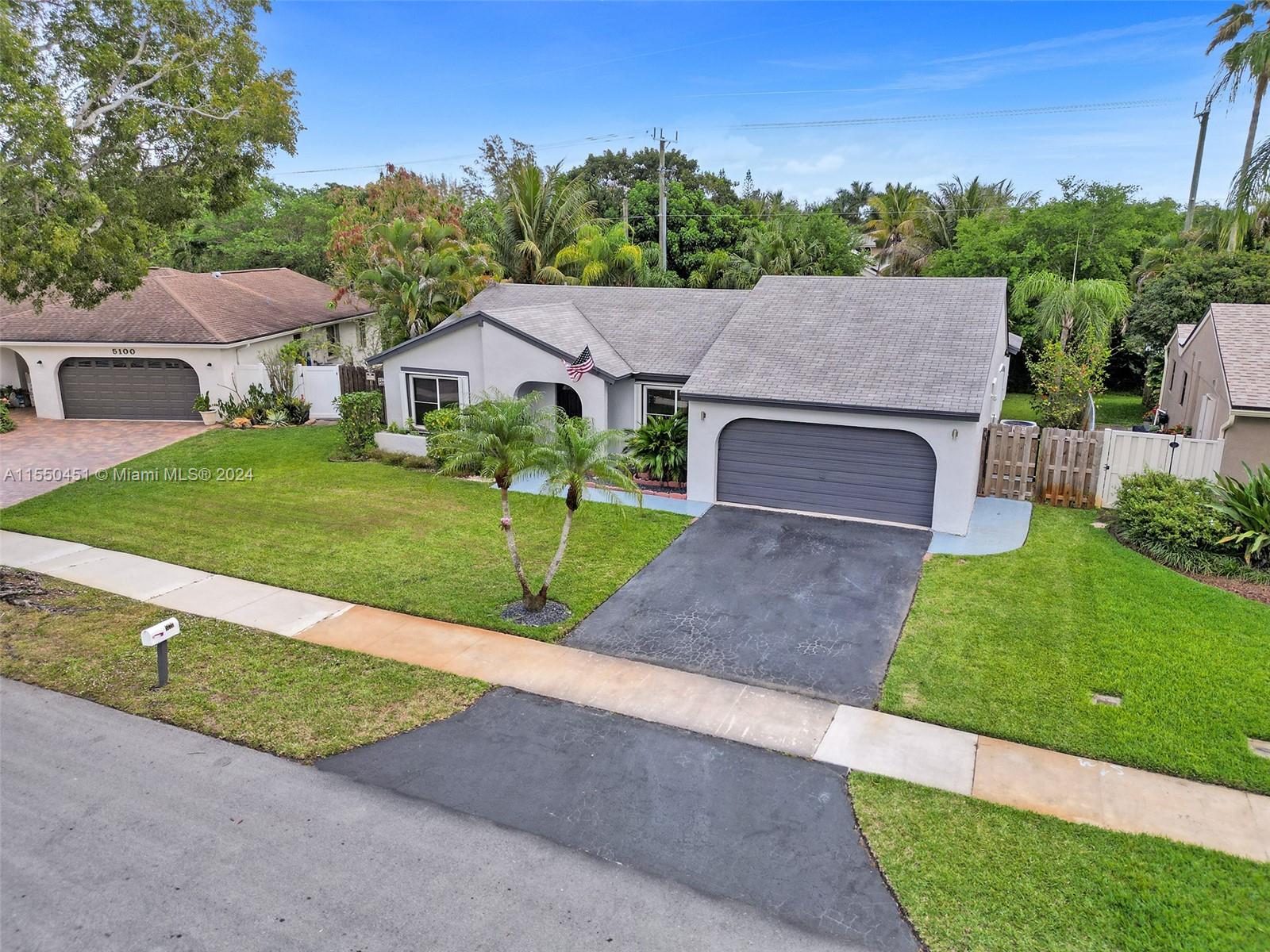 Cooper City, Florida 33330, 3 Bedrooms Bedrooms, ,2 BathroomsBathrooms,Residential,For Sale,A11550451