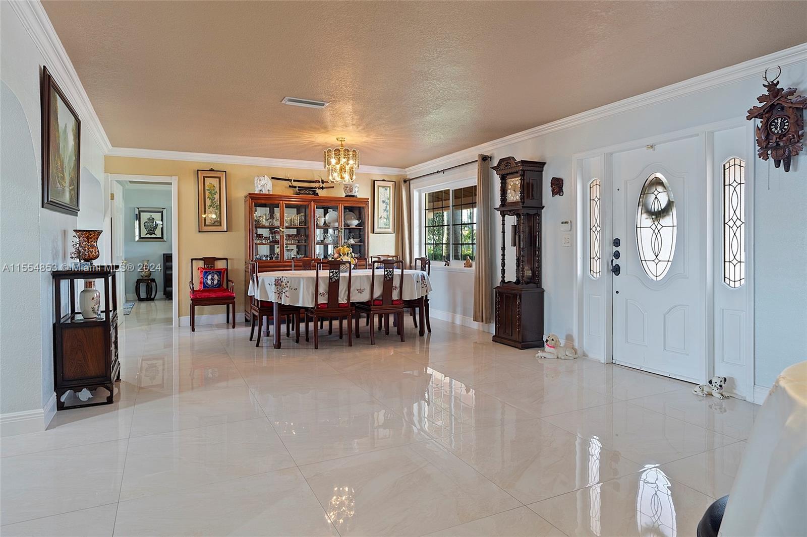 Kitchen/Dinning Area