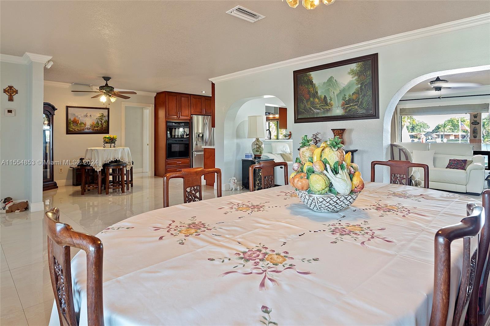 8320 NW 185th St, Hialeah, Florida 33015, 3 Bedrooms Bedrooms, ,2 BathroomsBathrooms,Residential,For Sale,8320 NW 185th St,A11554853