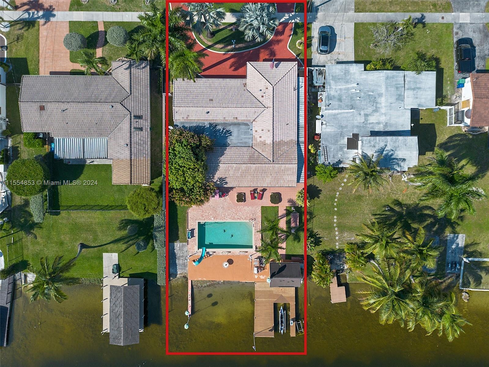 8320 NW 185th St, Hialeah, Florida 33015, 3 Bedrooms Bedrooms, ,2 BathroomsBathrooms,Residential,For Sale,8320 NW 185th St,A11554853