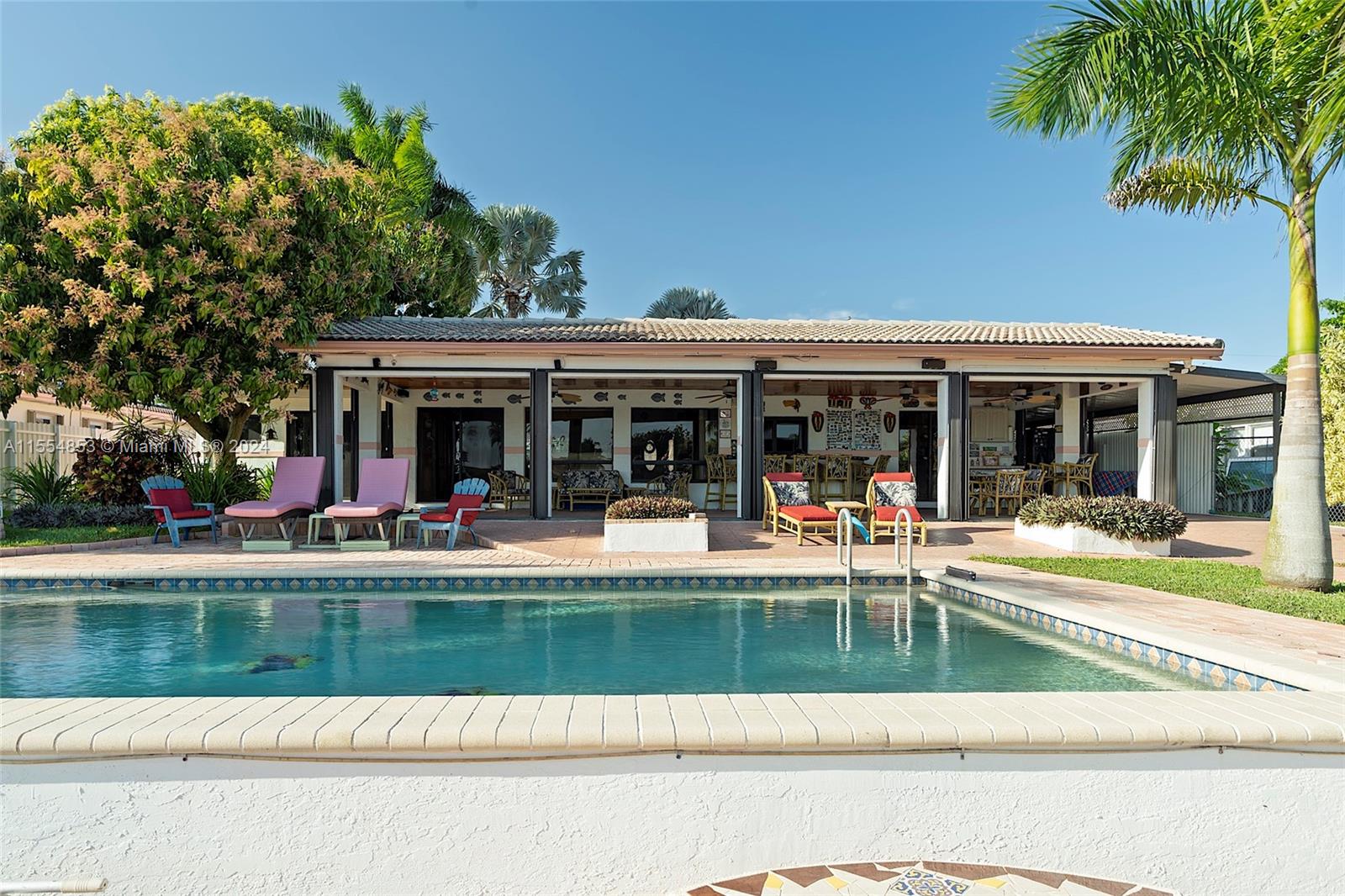 8320 NW 185th St, Hialeah, Florida 33015, 3 Bedrooms Bedrooms, ,2 BathroomsBathrooms,Residential,For Sale,8320 NW 185th St,A11554853