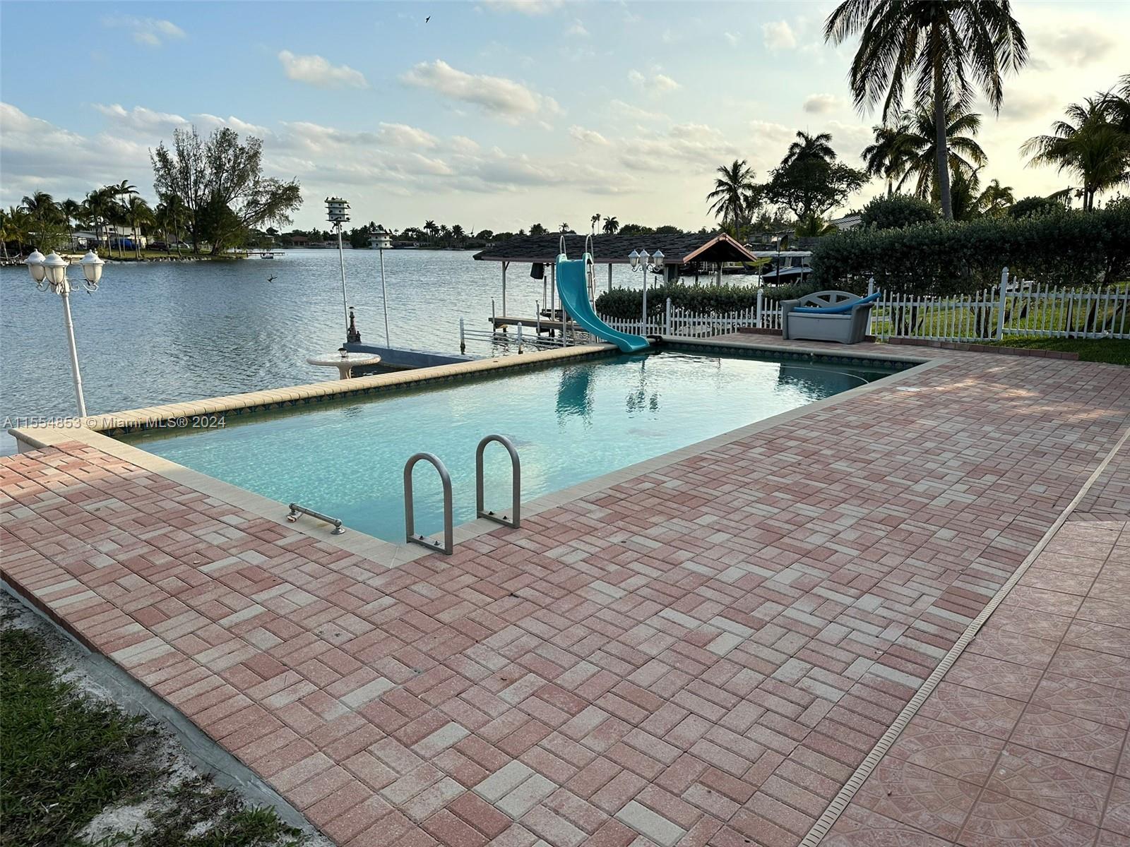 8320 NW 185th St, Hialeah, Florida 33015, 3 Bedrooms Bedrooms, ,2 BathroomsBathrooms,Residential,For Sale,8320 NW 185th St,A11554853