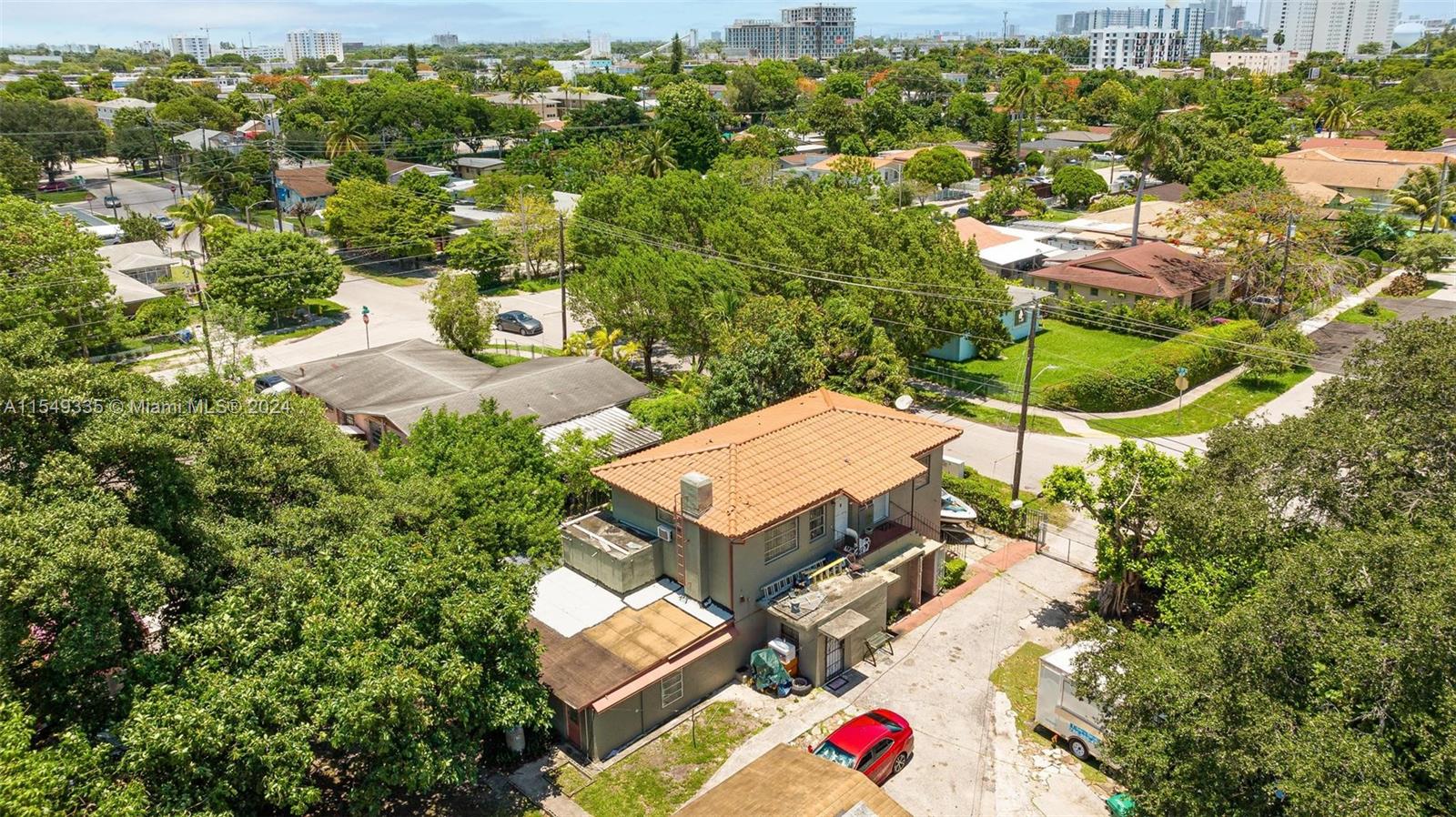1640 NW 19th Ave, Miami, Florida 33125, 4 Bedrooms Bedrooms, ,2 BathroomsBathrooms,Residential,For Sale,1640 NW 19th Ave,A11549335