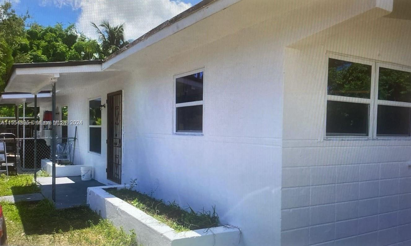 1301 NW 25th St, Miami, Florida 33142, ,Residentialincome,For Sale,1301 NW 25th St,A11554835