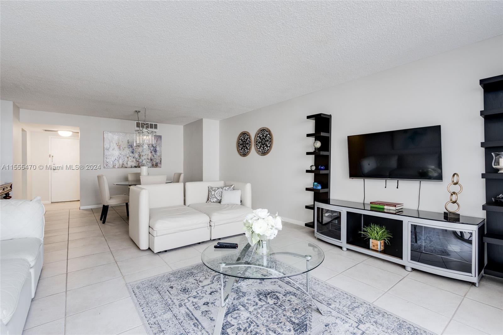 2500 PARKVIEW DRIVE 1019, Hallandale Beach, Florida 33009, 2 Bedrooms Bedrooms, ,2 BathroomsBathrooms,Residential,For Sale,2500 PARKVIEW DRIVE 1019,A11555470