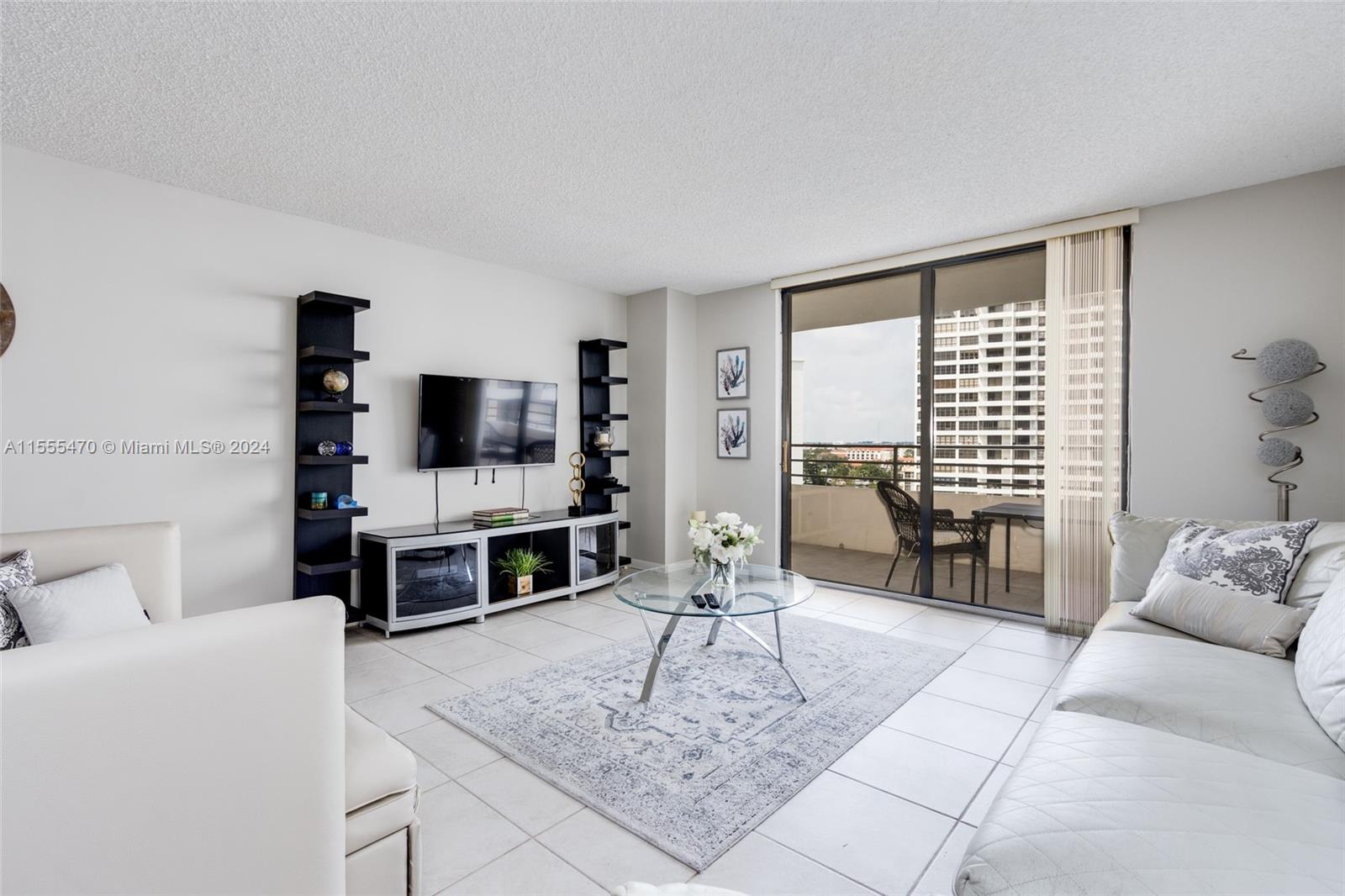 2500 PARKVIEW DRIVE 1019, Hallandale Beach, Florida 33009, 2 Bedrooms Bedrooms, ,2 BathroomsBathrooms,Residential,For Sale,2500 PARKVIEW DRIVE 1019,A11555470