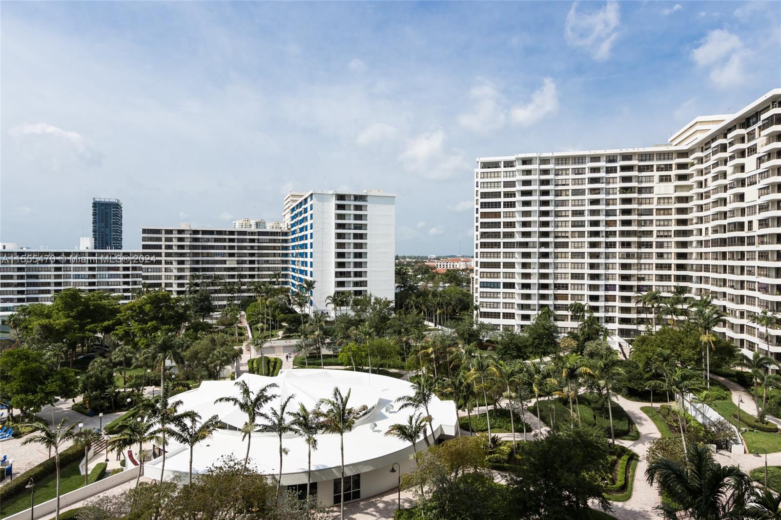 2500 PARKVIEW DRIVE 1019, Hallandale Beach, Florida 33009, 2 Bedrooms Bedrooms, ,2 BathroomsBathrooms,Residential,For Sale,2500 PARKVIEW DRIVE 1019,A11555470