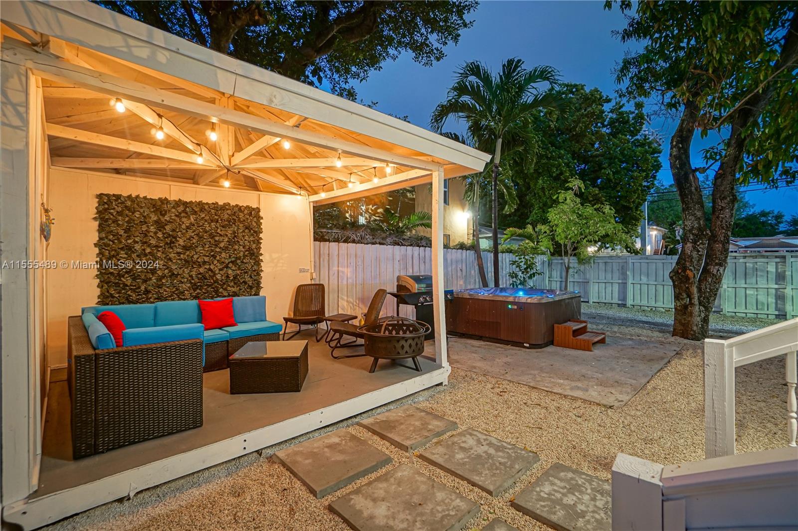 473 NE 61st St, Miami, Florida 33137, 5 Bedrooms Bedrooms, ,2 BathroomsBathrooms,Residential,For Sale,473 NE 61st St,A11555489