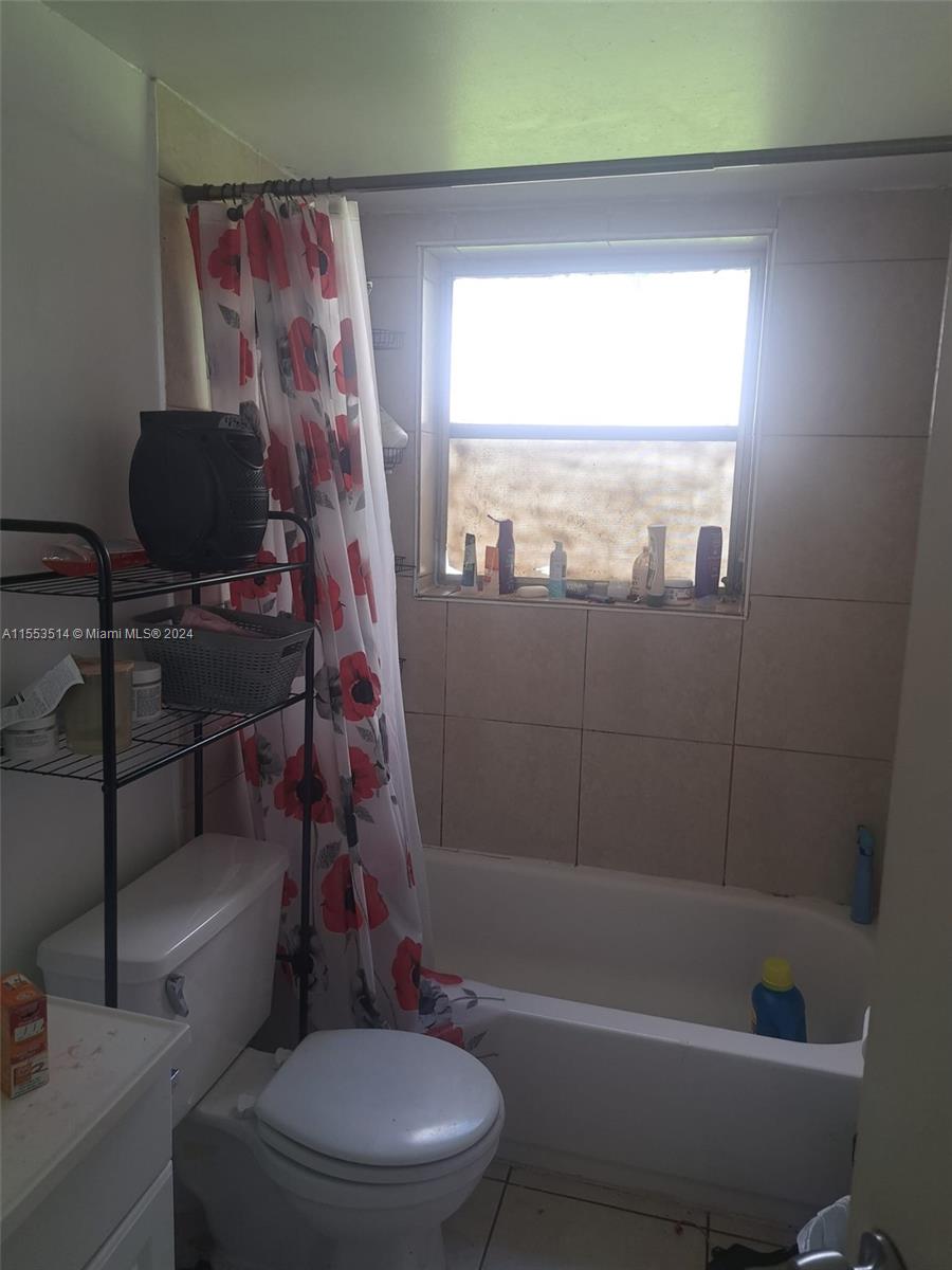 North Lauderdale, Florida 33068, 3 Bedrooms Bedrooms, ,2 BathroomsBathrooms,Residential,For Sale,A11553514