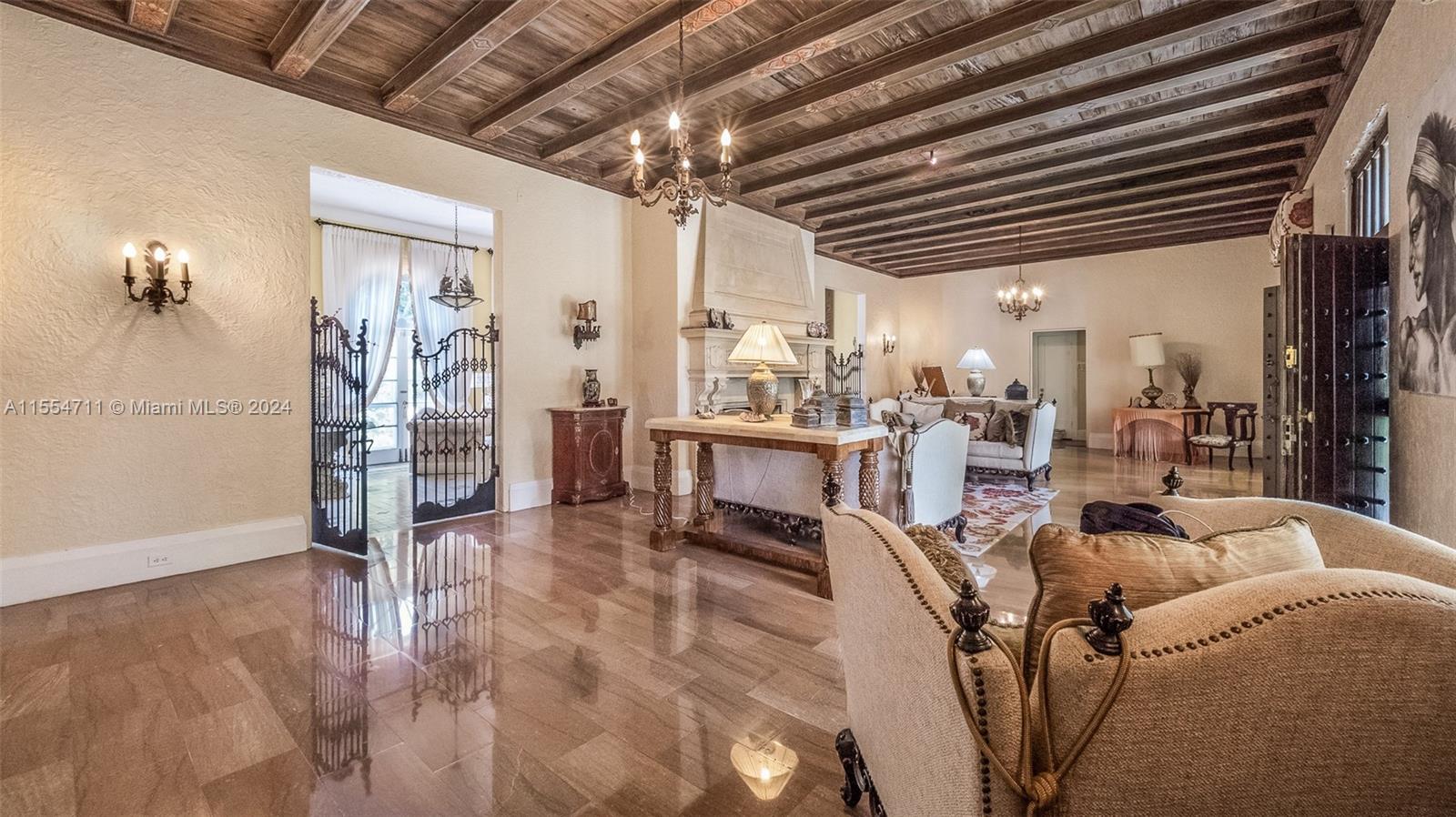 8447 E Dixie Hwy, Miami, Florida 33138, 6 Bedrooms Bedrooms, ,4 BathroomsBathrooms,Residential,For Sale,8447 E Dixie Hwy,A11554711