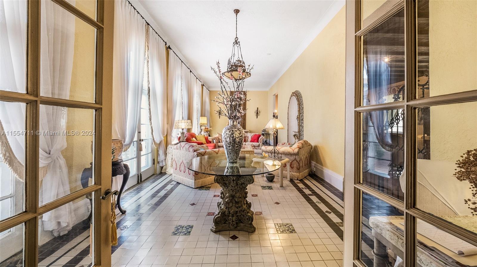 8447 E Dixie Hwy, Miami, Florida 33138, 6 Bedrooms Bedrooms, ,4 BathroomsBathrooms,Residential,For Sale,8447 E Dixie Hwy,A11554711