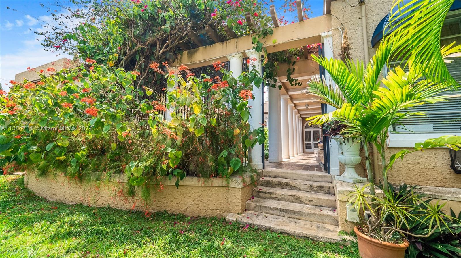 8447 E Dixie Hwy, Miami, Florida 33138, 6 Bedrooms Bedrooms, ,4 BathroomsBathrooms,Residential,For Sale,8447 E Dixie Hwy,A11554711