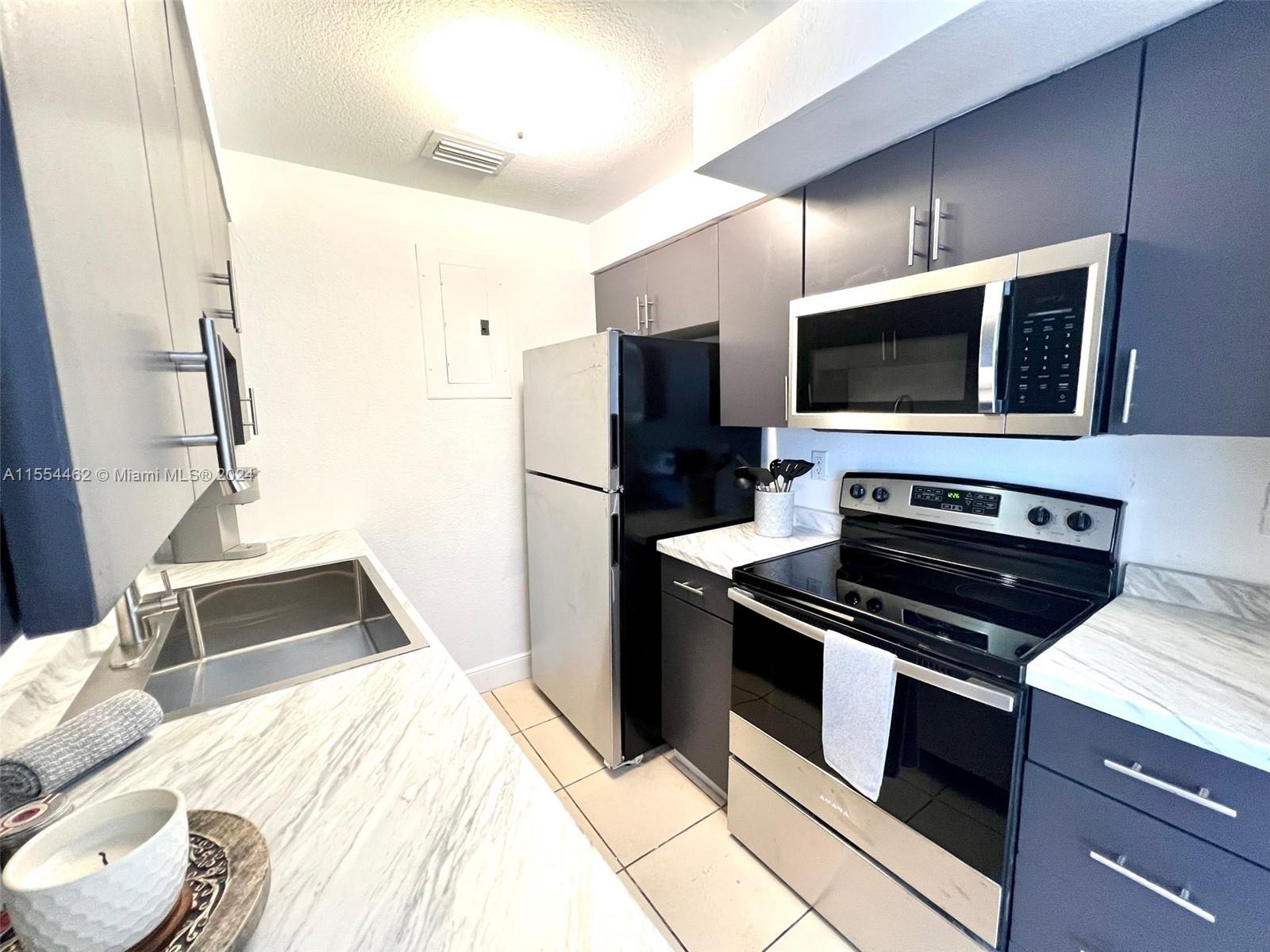 1185 Marseille Dr 205, Miami Beach, Florida 33141, 2 Bedrooms Bedrooms, ,2 BathroomsBathrooms,Residential,For Sale,1185 Marseille Dr 205,A11554462