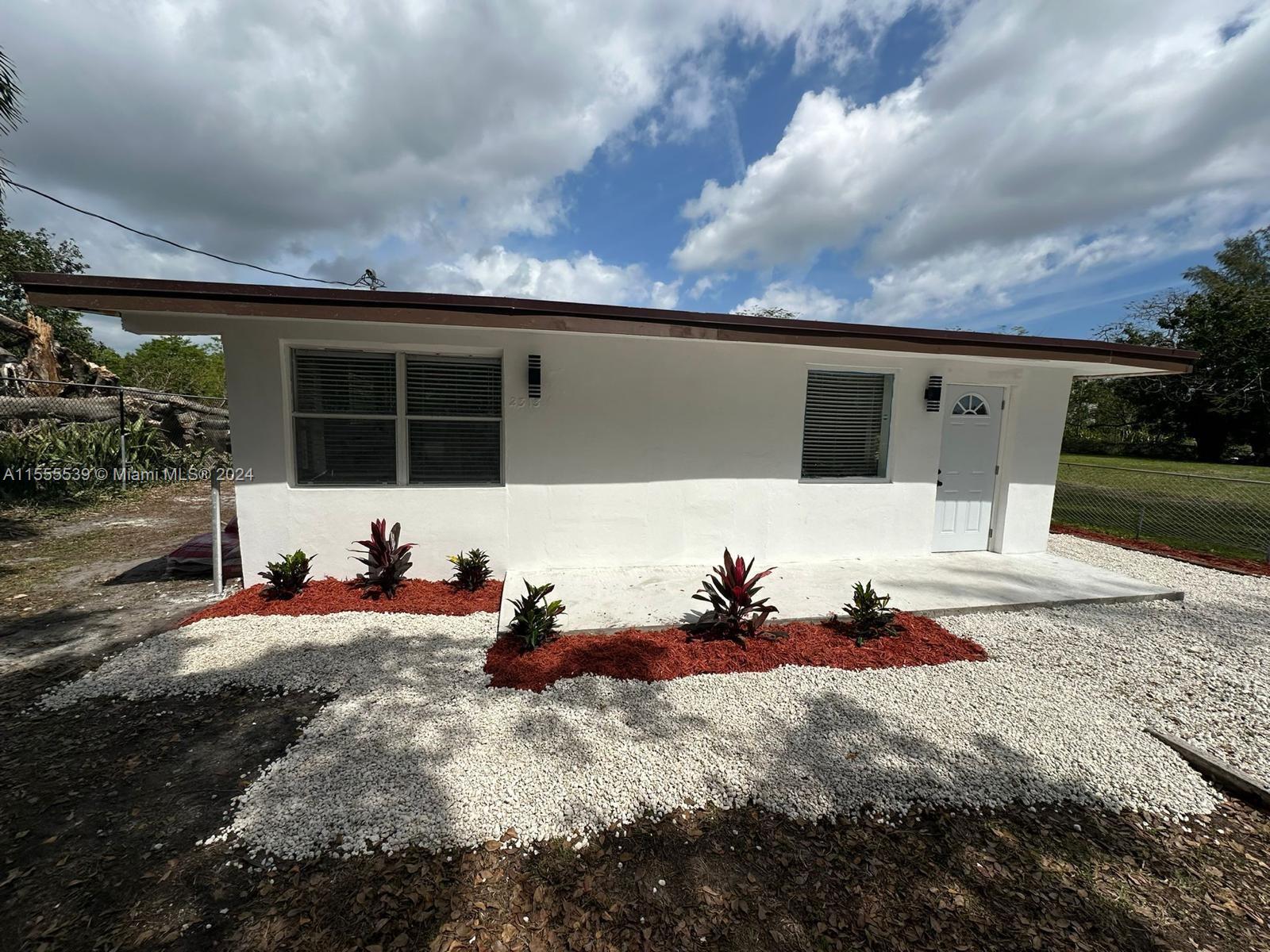 2313 NW 20th St  For Sale A11555539, FL