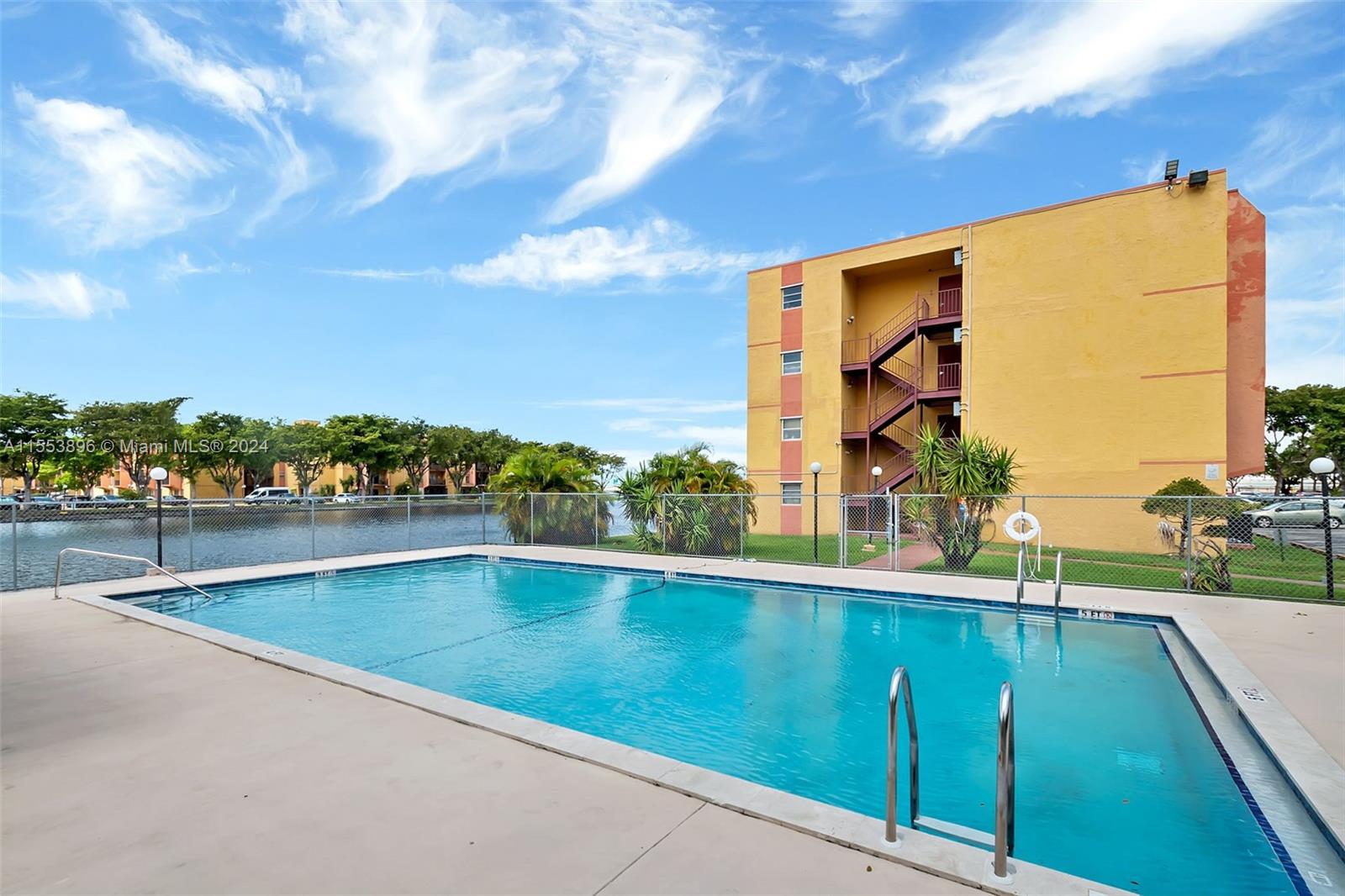 4709 NW 7th St 410-9, Miami, Florida 33126, 1 Bedroom Bedrooms, ,1 BathroomBathrooms,Residential,For Sale,4709 NW 7th St 410-9,A11553896