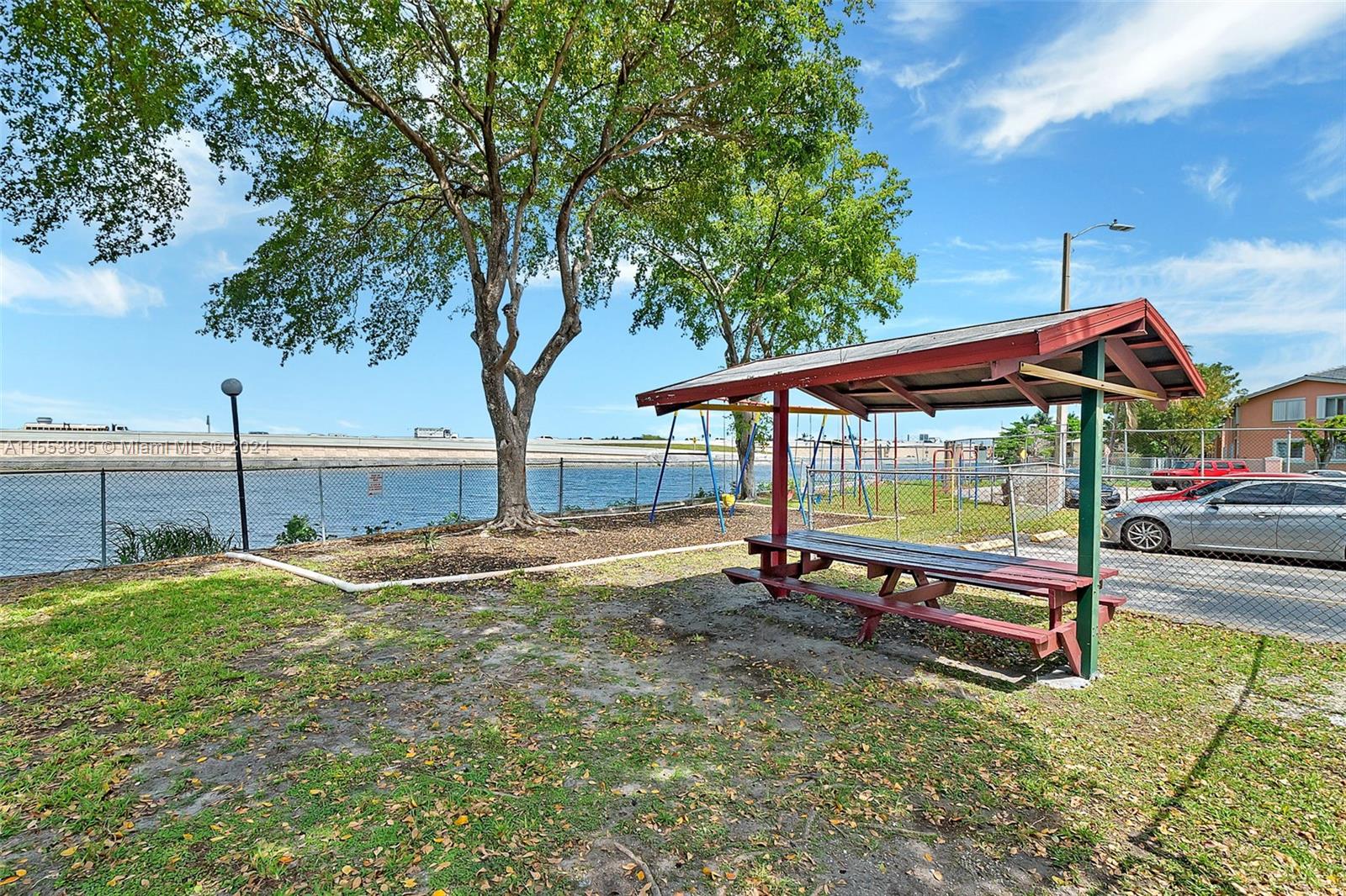 4709 NW 7th St 410-9, Miami, Florida 33126, 1 Bedroom Bedrooms, ,1 BathroomBathrooms,Residential,For Sale,4709 NW 7th St 410-9,A11553896