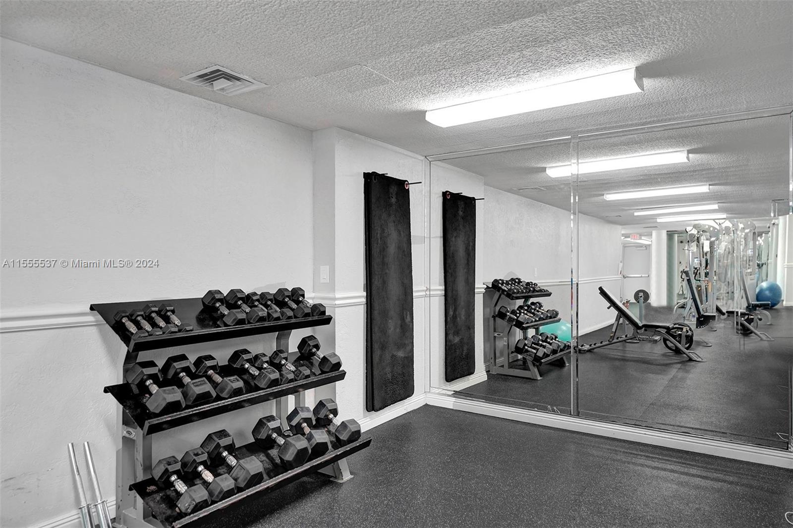 1980 S Ocean Dr 18J, Hallandale Beach, Florida 33009, 2 Bedrooms Bedrooms, ,2 BathroomsBathrooms,Residential,For Sale,1980 S Ocean Dr 18J,A11555537