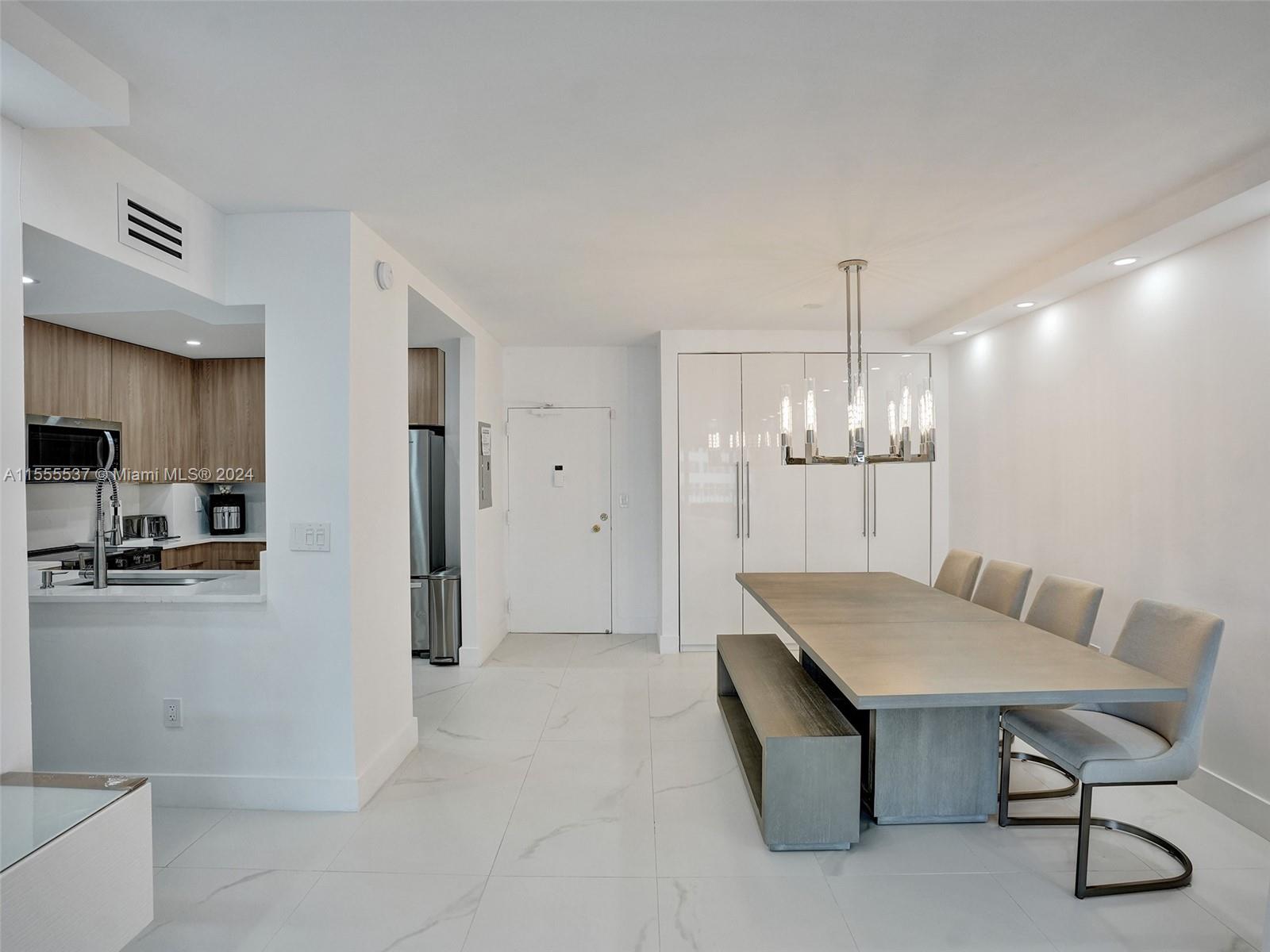 1980 S Ocean Dr 18J, Hallandale Beach, Florida 33009, 2 Bedrooms Bedrooms, ,2 BathroomsBathrooms,Residential,For Sale,1980 S Ocean Dr 18J,A11555537