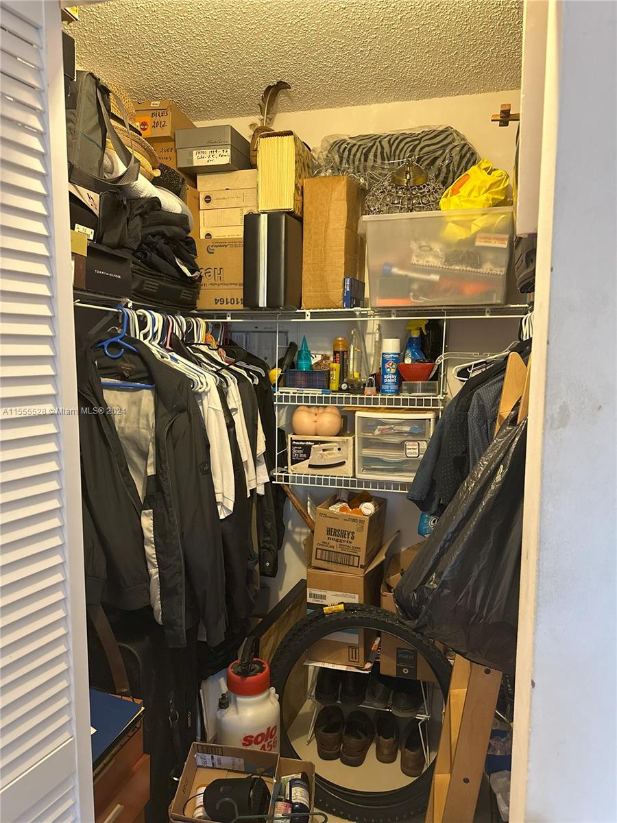 9715 Fontainebleau Blvd E307, Miami, Florida 33172, 2 Bedrooms Bedrooms, ,1 BathroomBathrooms,Residential,For Sale,9715 Fontainebleau Blvd E307,A11555528