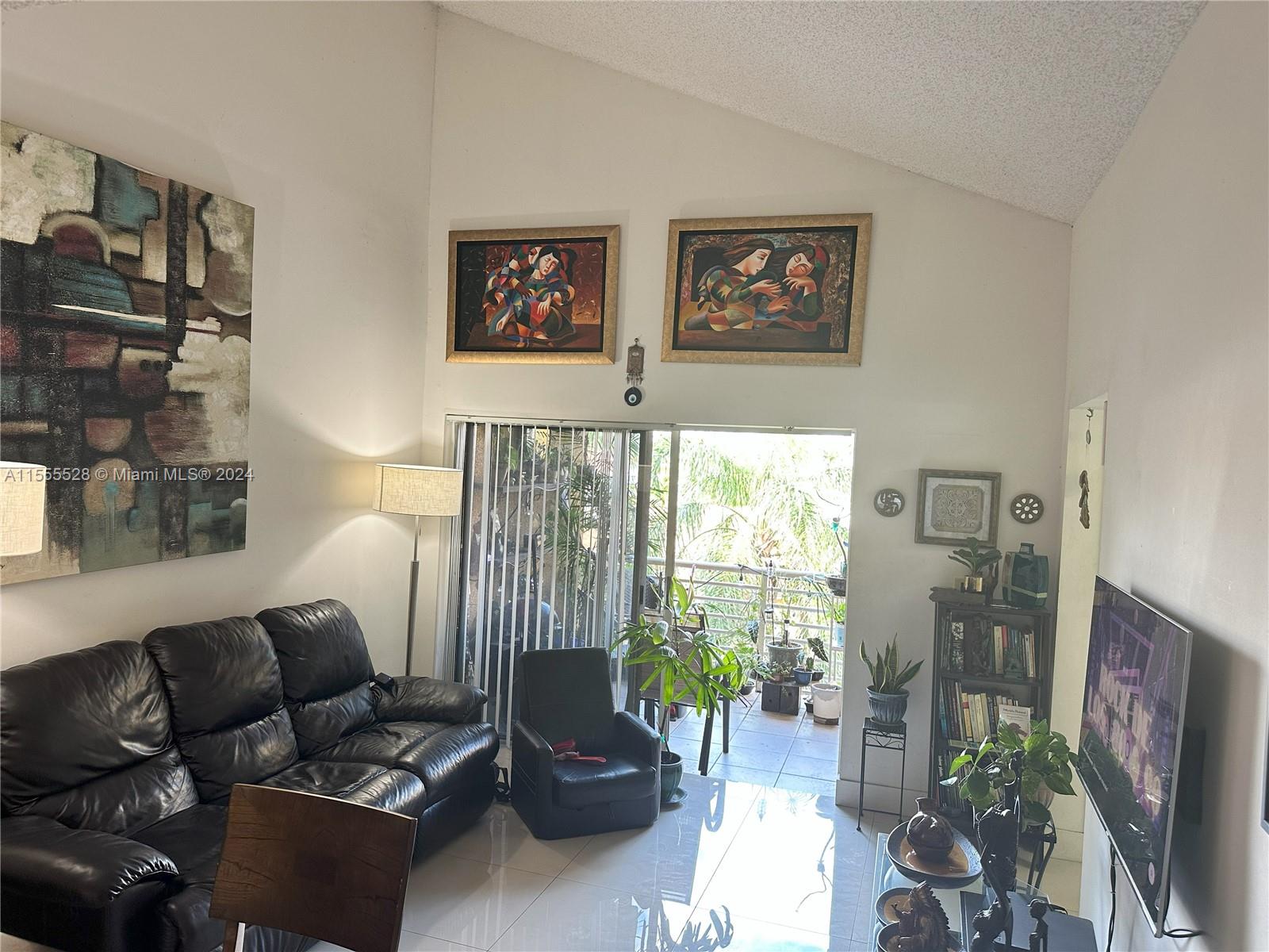 9715 Fontainebleau Blvd E307, Miami, Florida 33172, 2 Bedrooms Bedrooms, ,1 BathroomBathrooms,Residential,For Sale,9715 Fontainebleau Blvd E307,A11555528