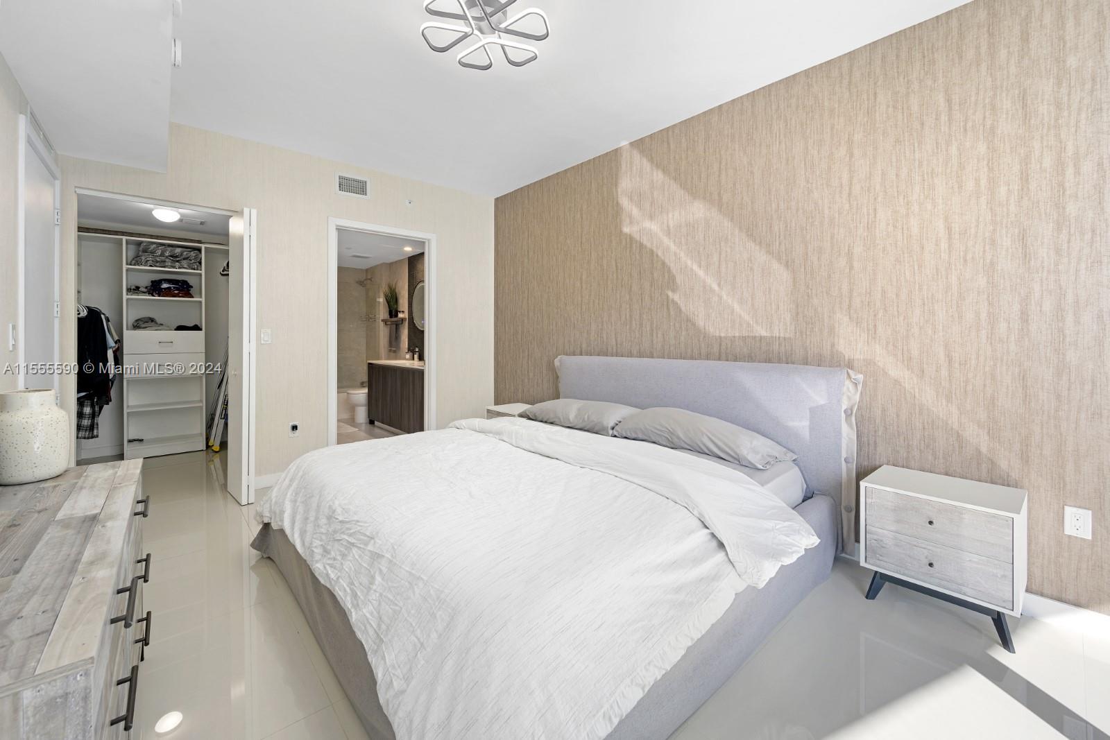 488 NE 18th St 2000, Miami, Florida 33132, 2 Bedrooms Bedrooms, ,2 BathroomsBathrooms,Residential,For Sale,488 NE 18th St 2000,A11555590