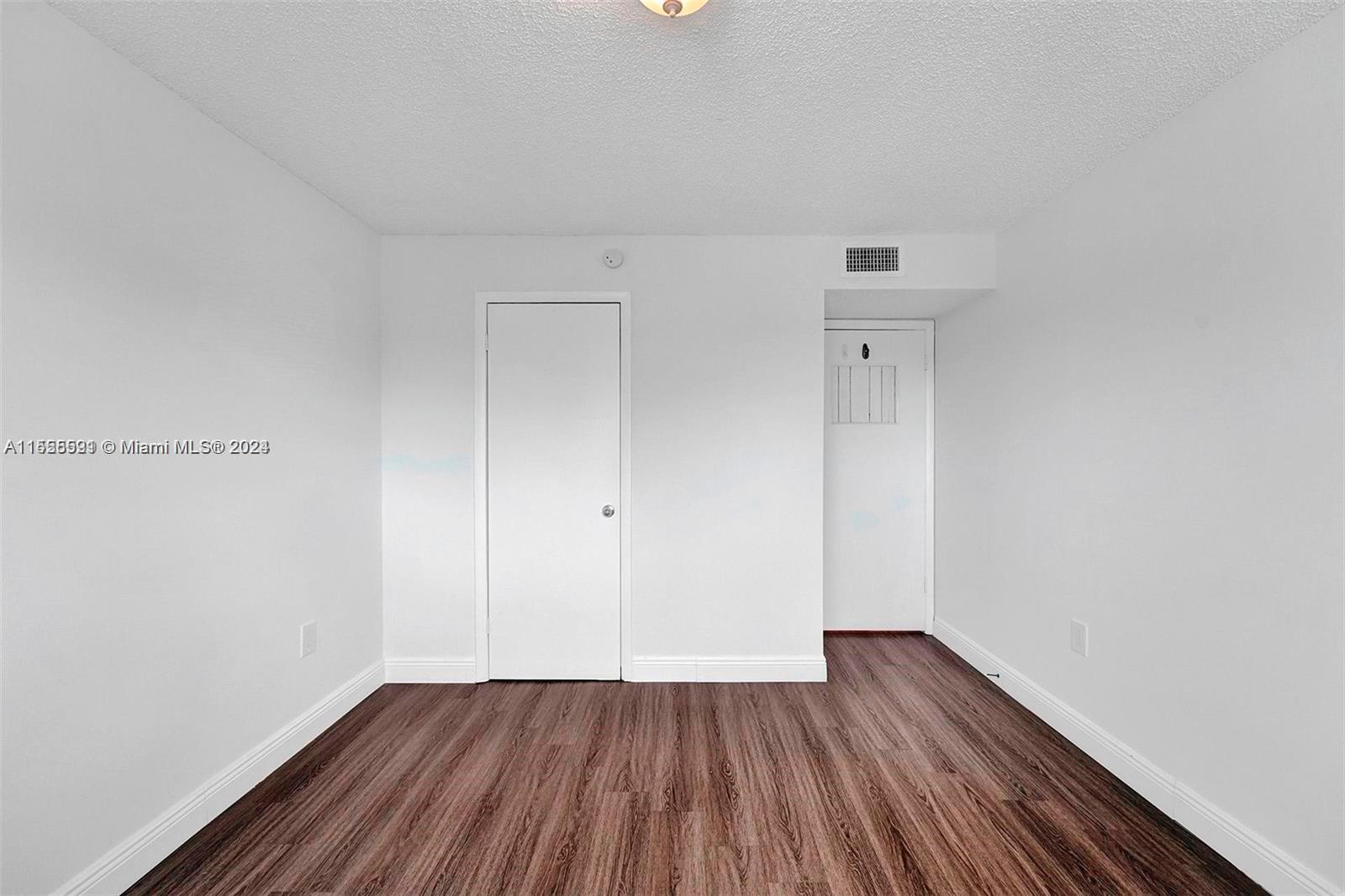1840 Jefferson Ave 302, Miami Beach, Florida 33139, 3 Bedrooms Bedrooms, ,2 BathroomsBathrooms,Residential,For Sale,1840 Jefferson Ave 302,A11555591