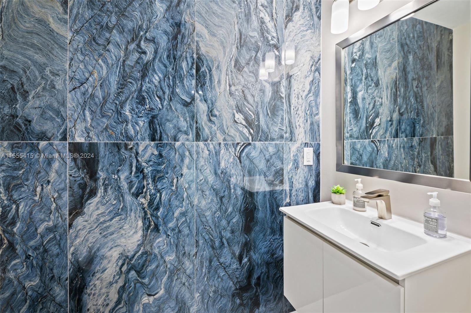 1300 Ponce De Leon Blvd 403, Coral Gables, Florida 33134, 2 Bedrooms Bedrooms, ,3 BathroomsBathrooms,Residential,For Sale,1300 Ponce De Leon Blvd 403,A11555415