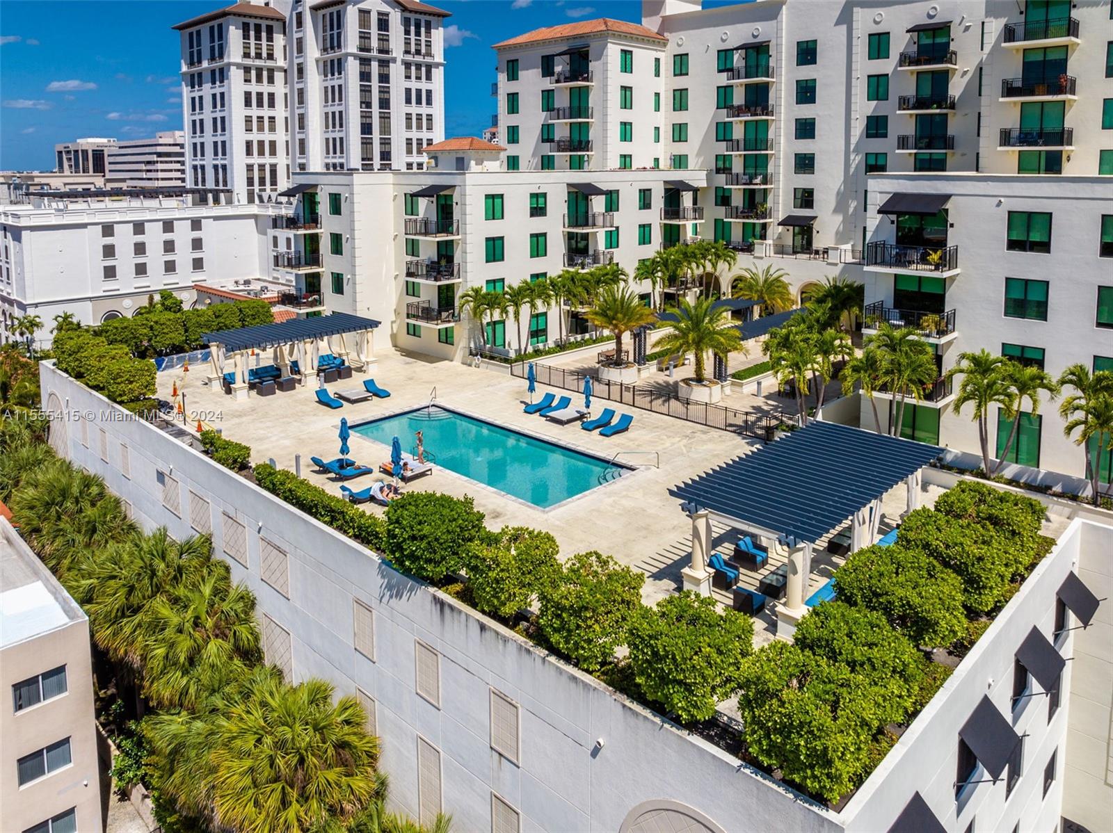 1300 Ponce De Leon Blvd 403, Coral Gables, Florida 33134, 2 Bedrooms Bedrooms, ,3 BathroomsBathrooms,Residential,For Sale,1300 Ponce De Leon Blvd 403,A11555415