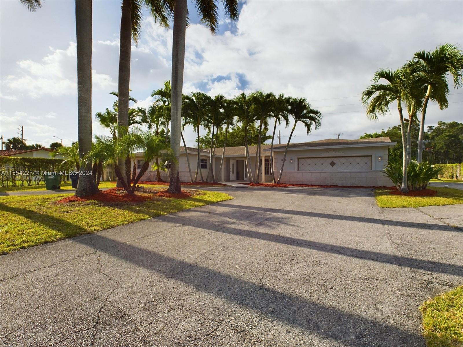 8920 SW 142nd St  For Sale A11554227, FL