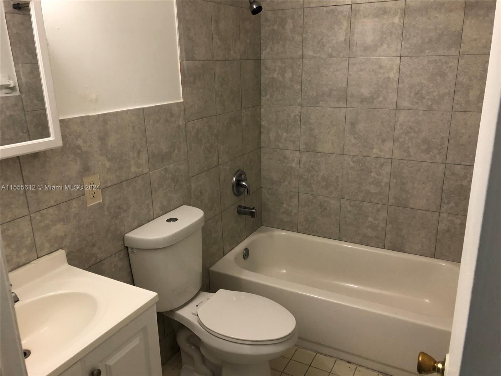981 SW 3rd St, Miami, Florida 33130, ,Commercialsale,For Sale,981 SW 3rd St,A11555612
