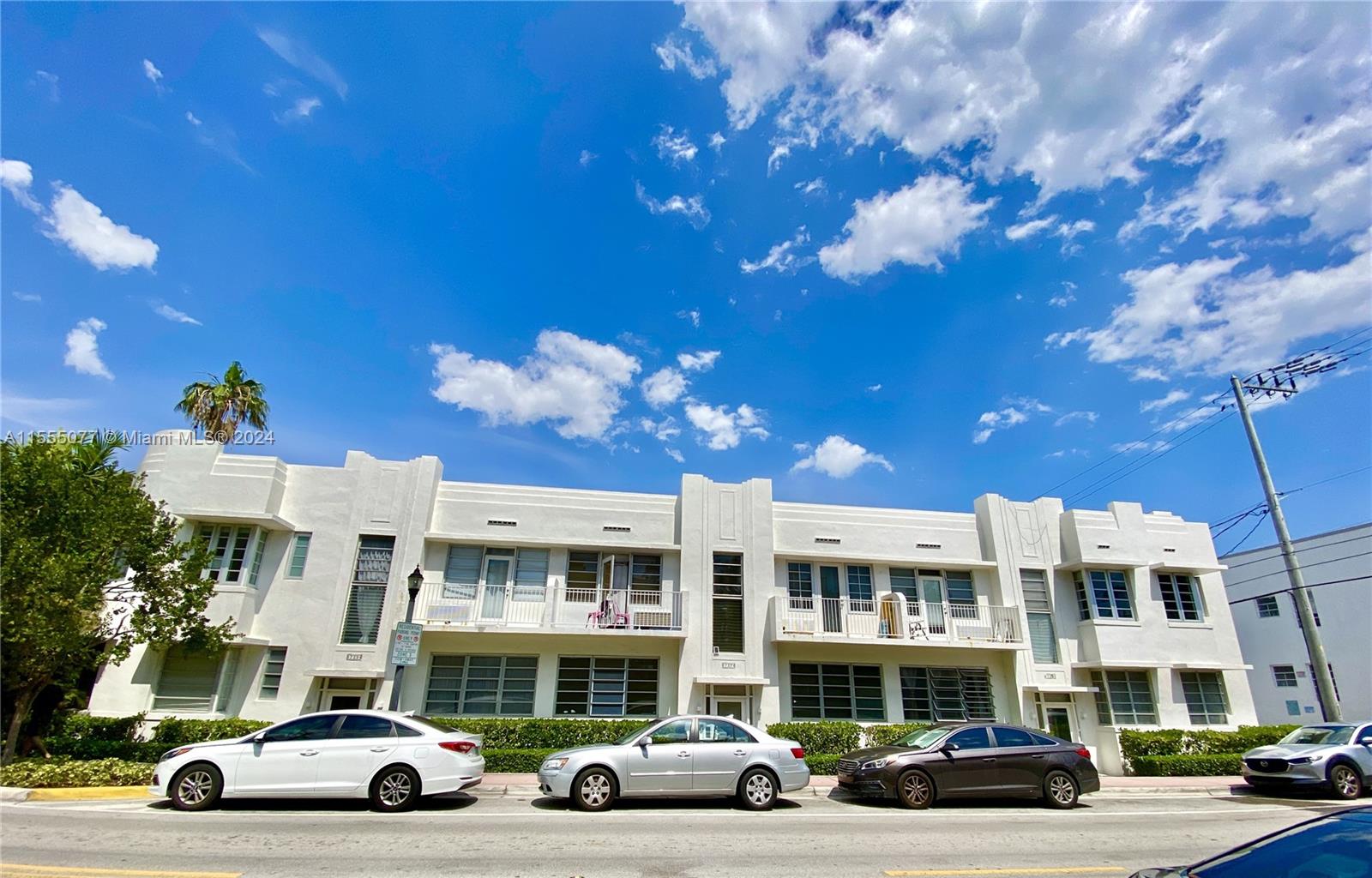 737 11th St 6, Miami Beach, Florida 33139, ,1 BathroomBathrooms,Residential,For Sale,737 11th St 6,A11555077