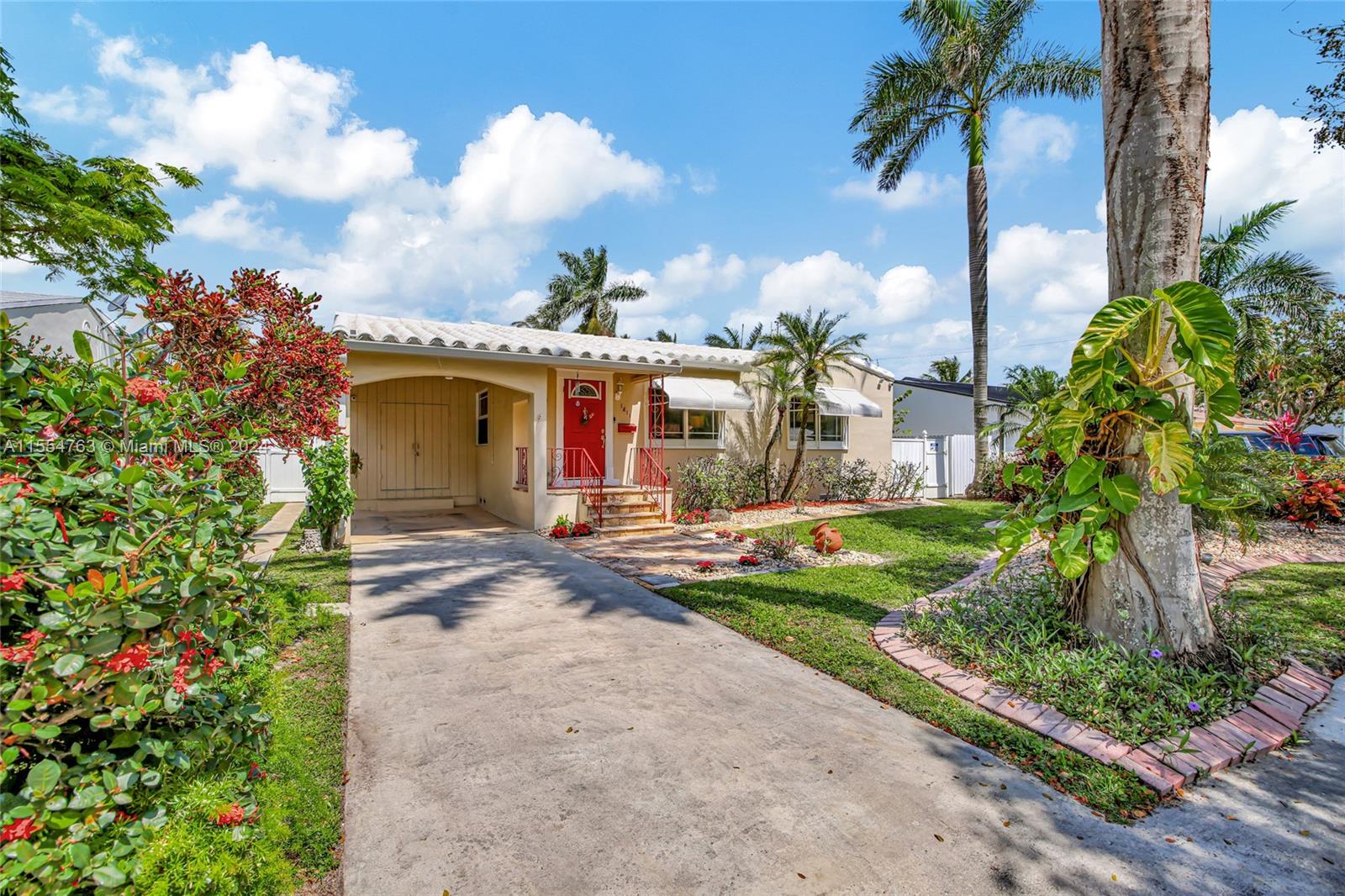 1411 Fletcher St, Hollywood, Florida 33020, 3 Bedrooms Bedrooms, ,2 BathroomsBathrooms,Residential,For Sale,1411 Fletcher St,A11554763