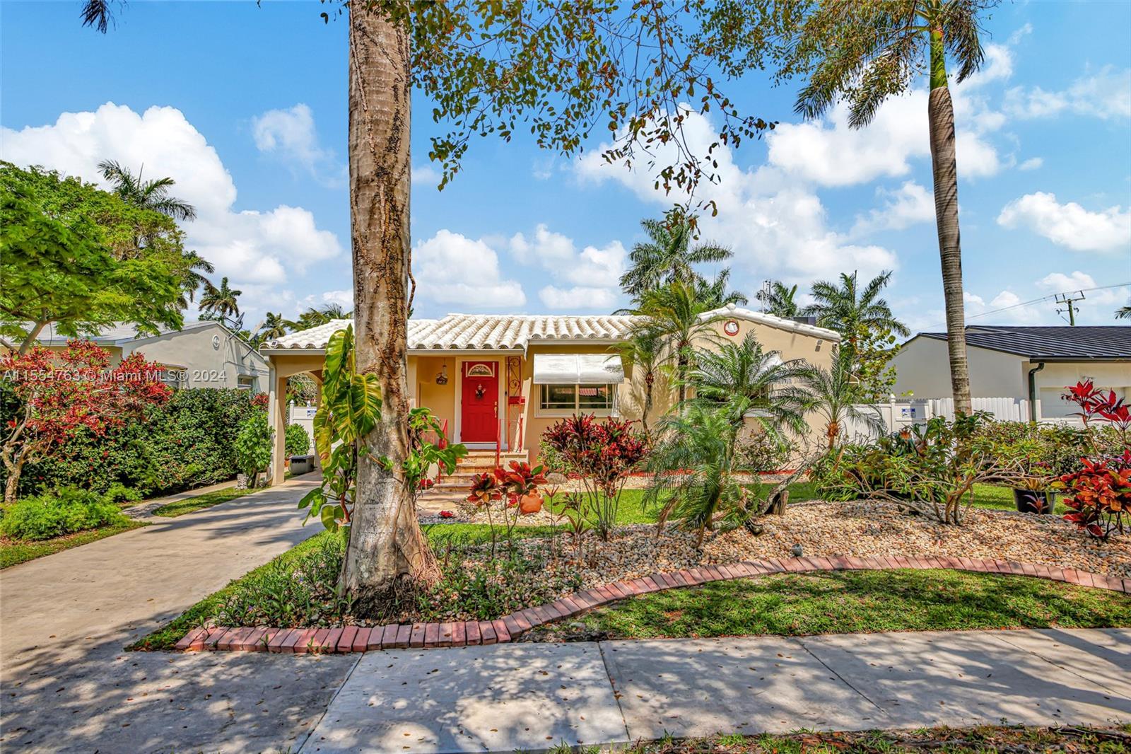 1411 Fletcher St, Hollywood, Florida 33020, 3 Bedrooms Bedrooms, ,2 BathroomsBathrooms,Residential,For Sale,1411 Fletcher St,A11554763