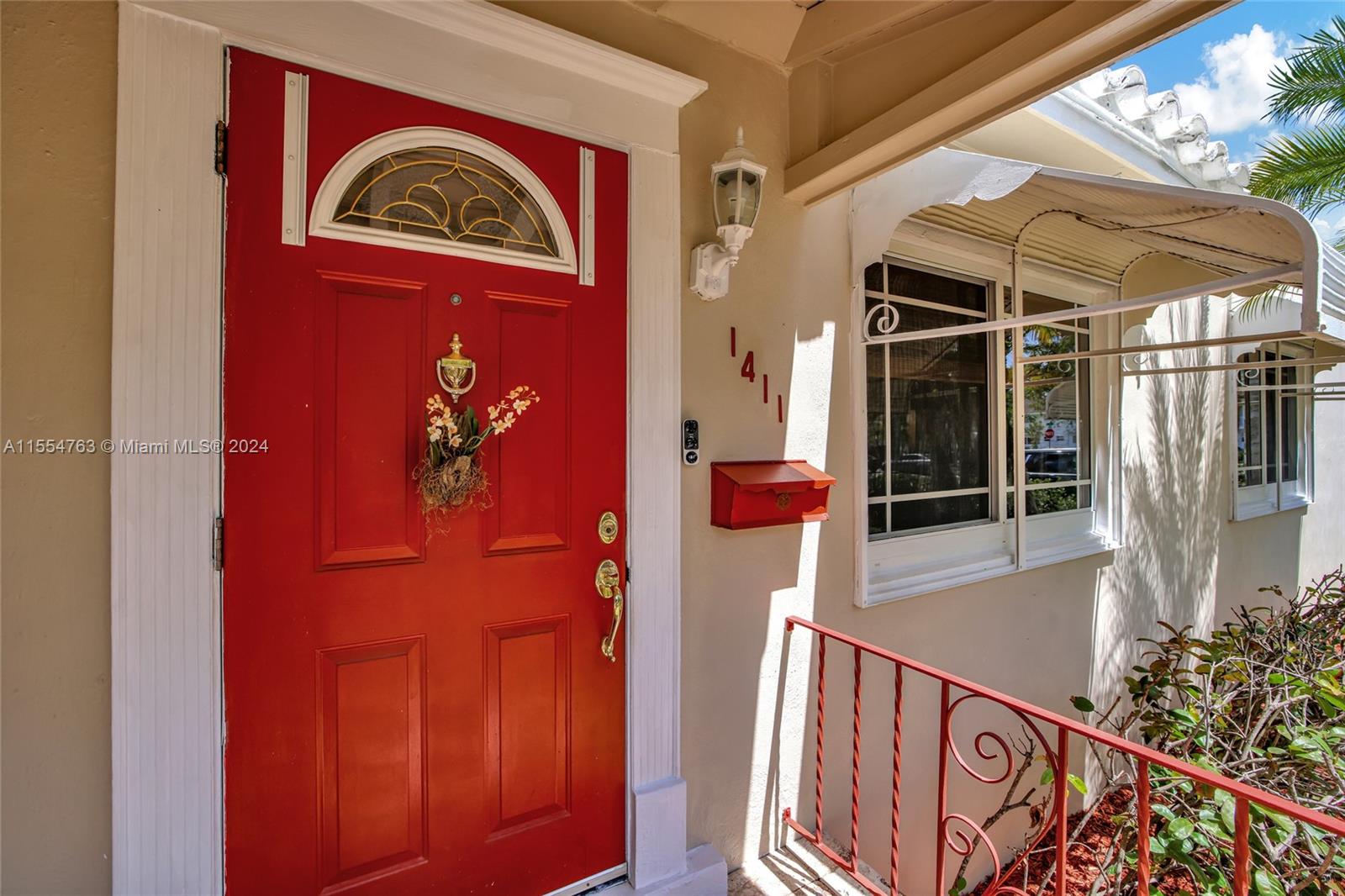 1411 Fletcher St, Hollywood, Florida 33020, 3 Bedrooms Bedrooms, ,2 BathroomsBathrooms,Residential,For Sale,1411 Fletcher St,A11554763