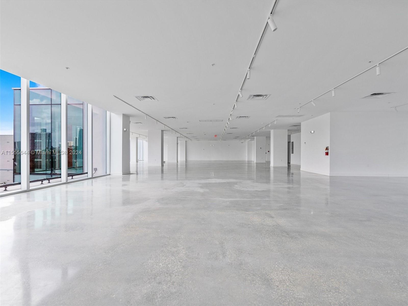 285 NW 36th St, Miami, Florida 33127, ,Commerciallease,For Rent,285 NW 36th St,A11555644